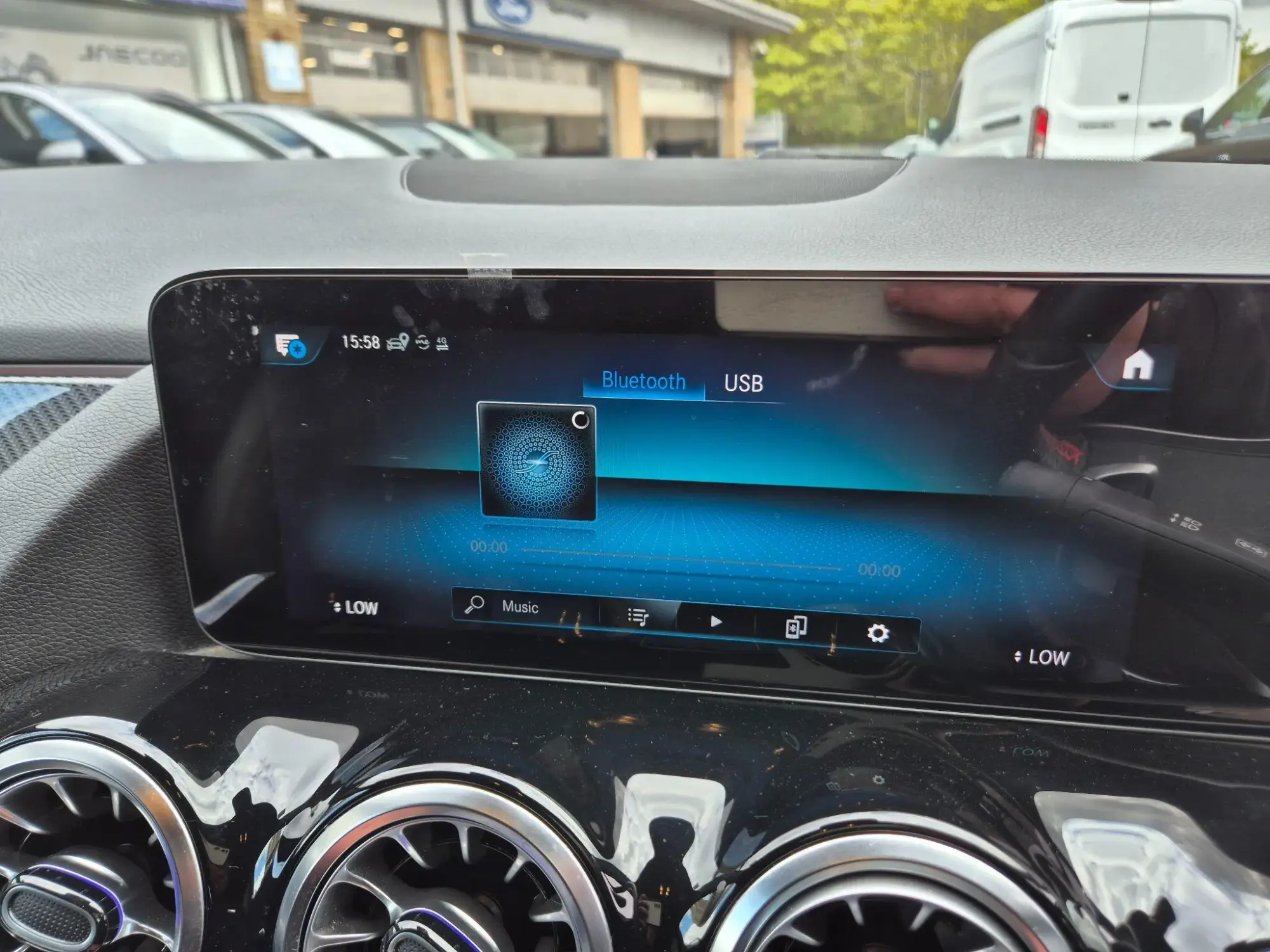Mercedes-Benz GLA Image 26 Mercedes-Benz GLA Image 26