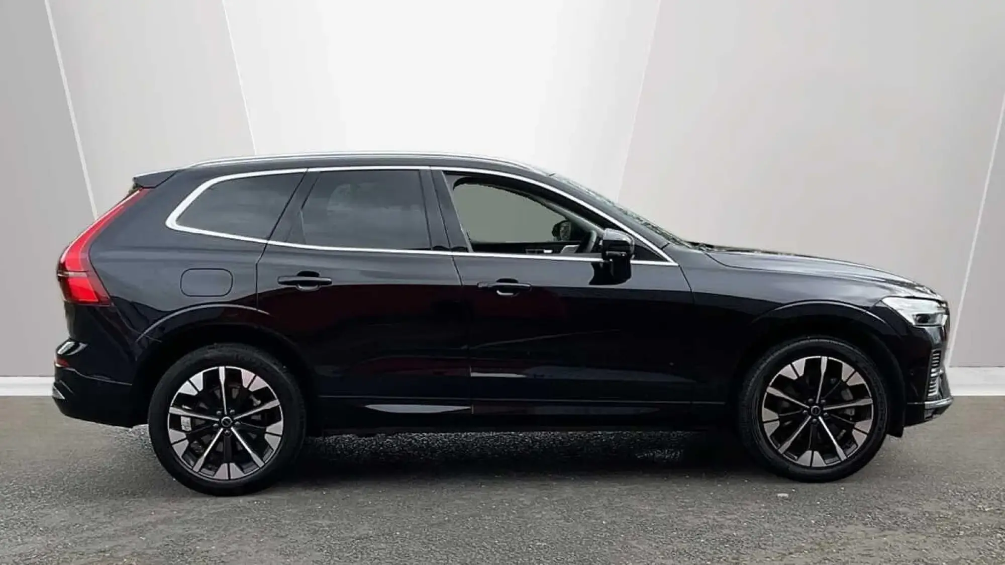 Volvo XC60 Image 3