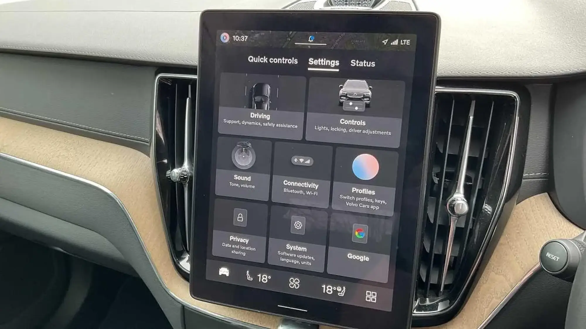 Volvo XC60 Image 17