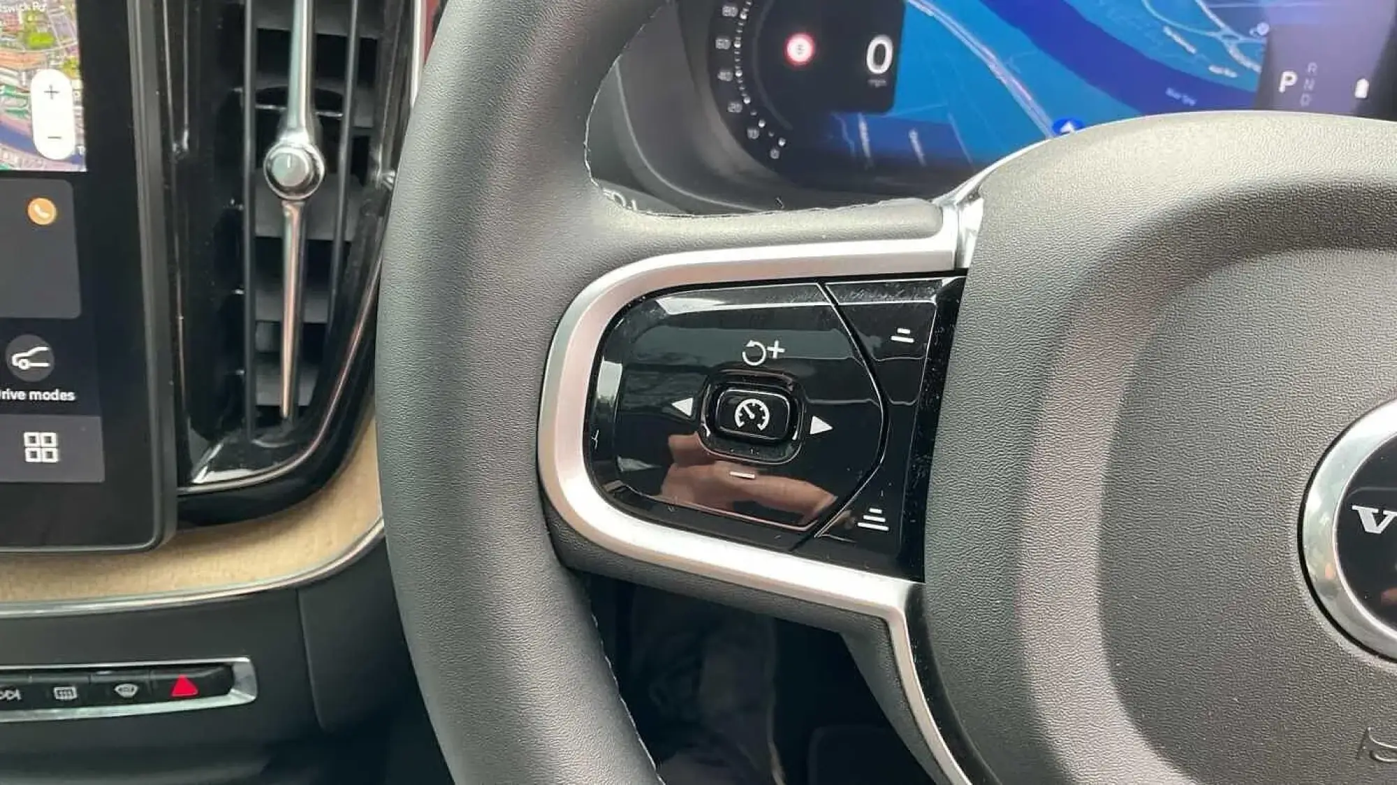Volvo XC60 Image 21