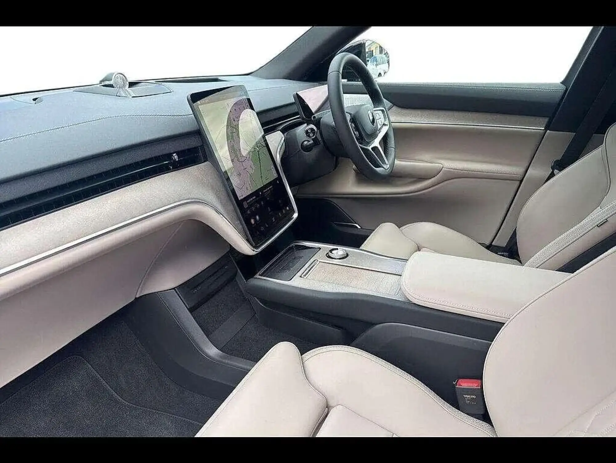 Volvo EX90 Image 7