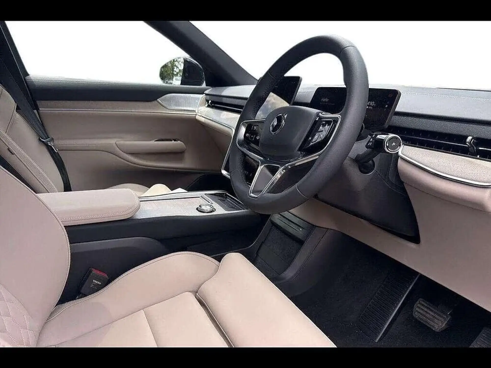Volvo EX90 Image 15