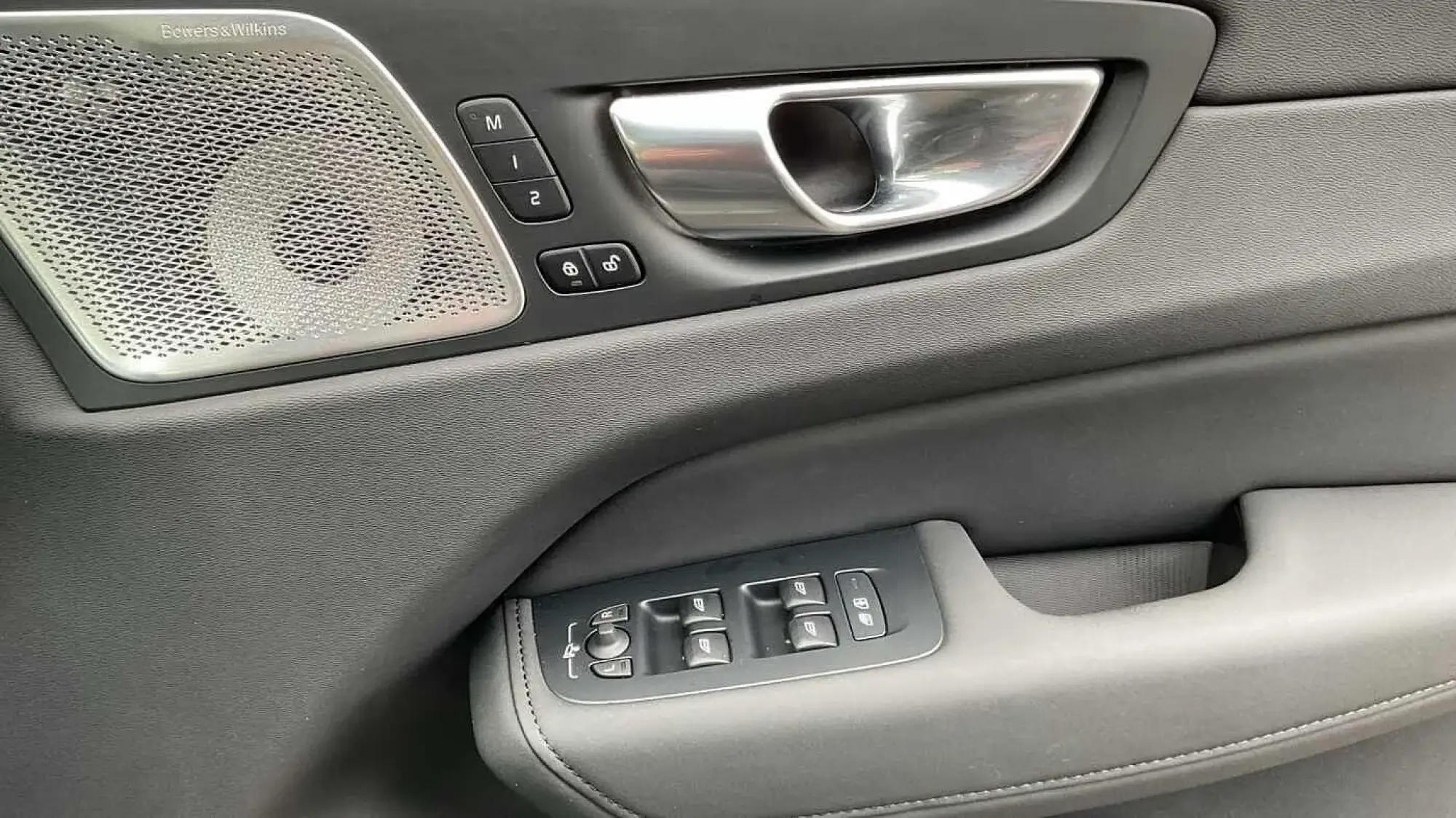 Volvo XC60 Image 29