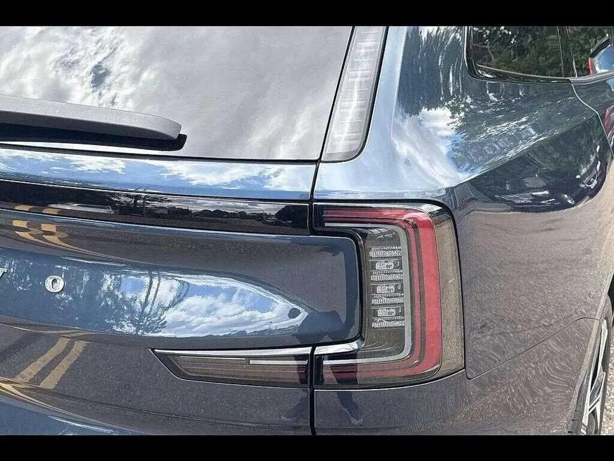 Volvo EX90 Image 35