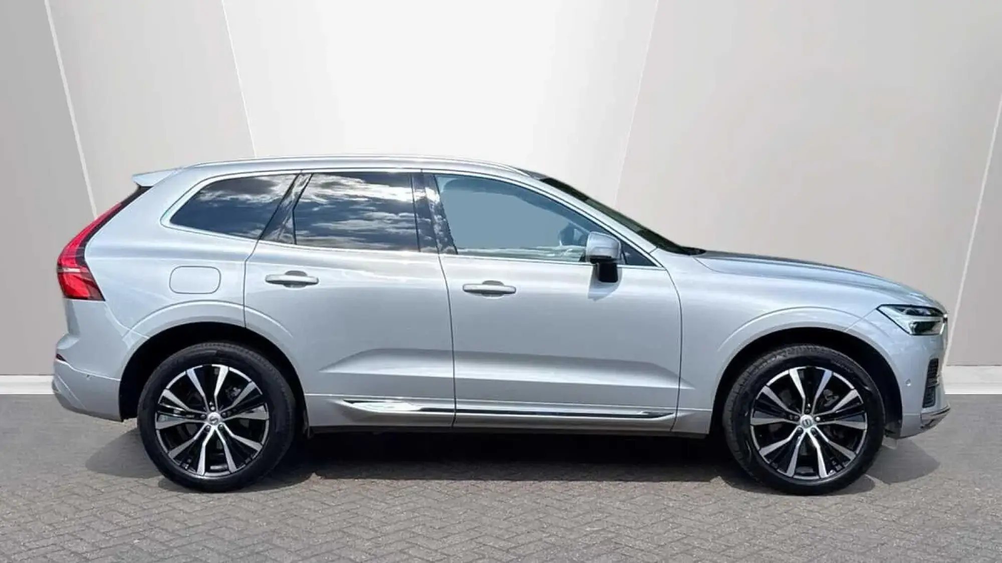 Volvo XC60 Image 3 Volvo XC60 Image 3