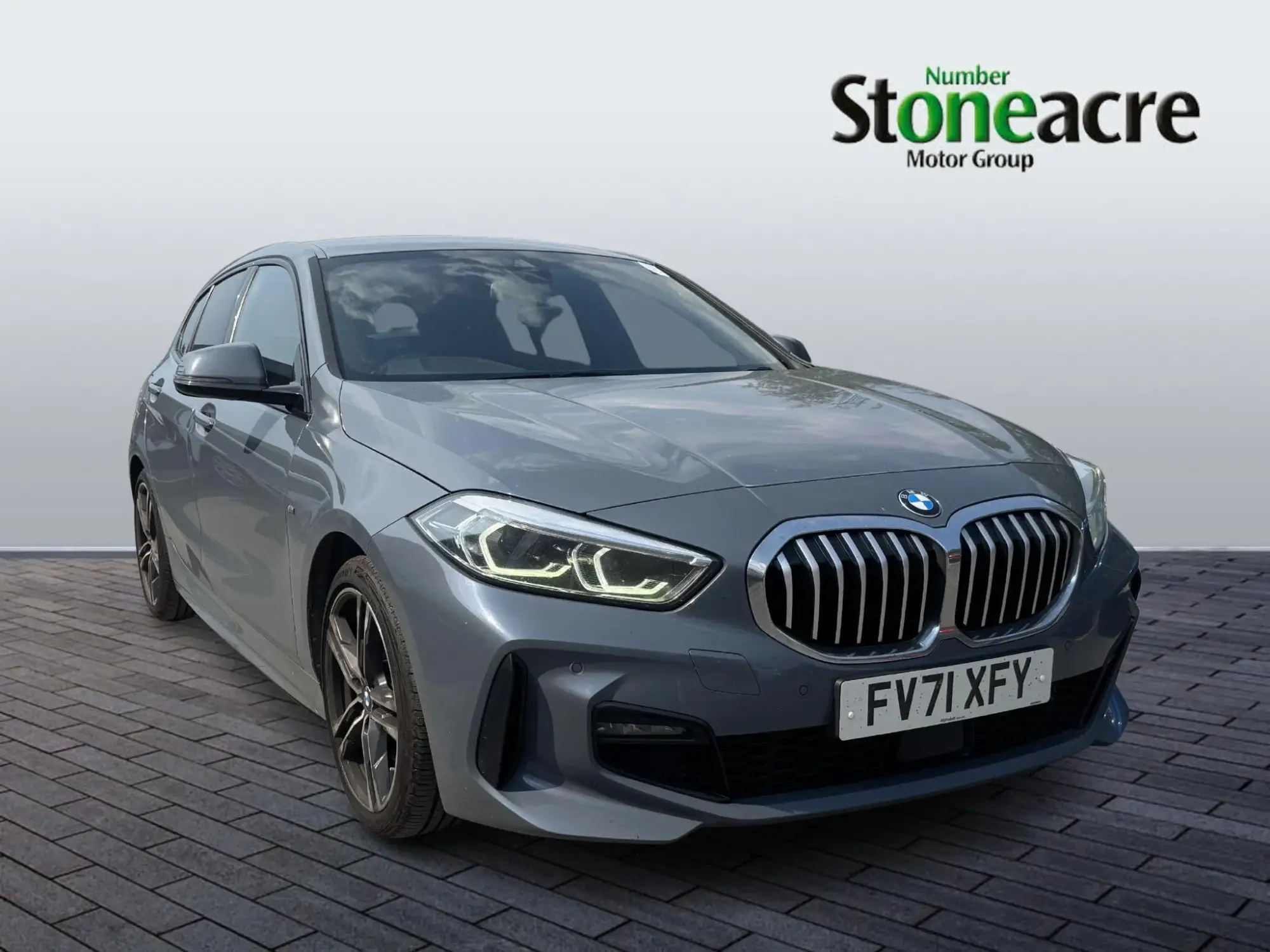 BMW 1 Series 1.5 118i M Sport (LCP) DCT Euro 6 (s/s) 5dr FV71XFY Image 1