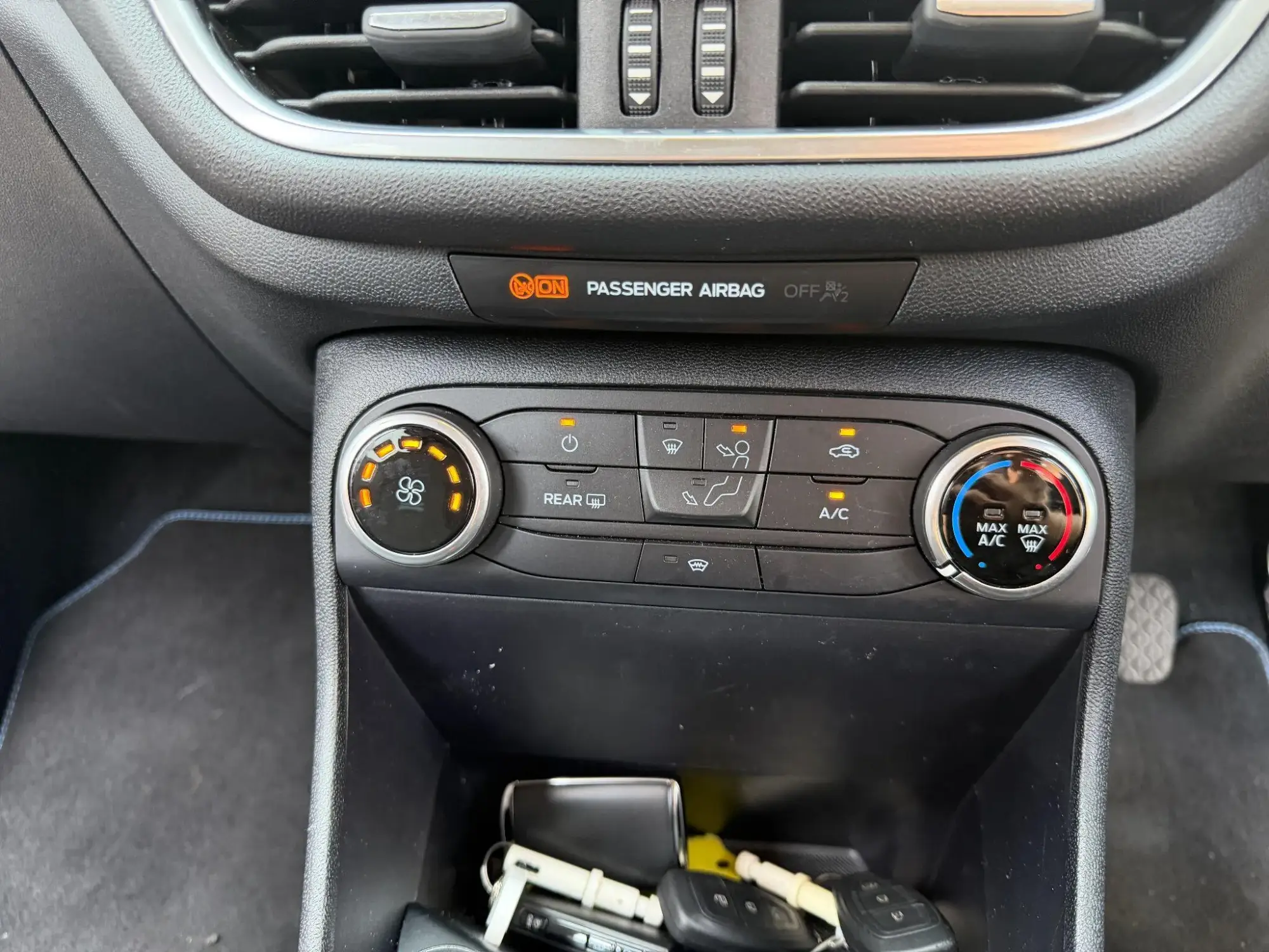 Ford Fiesta Image 17