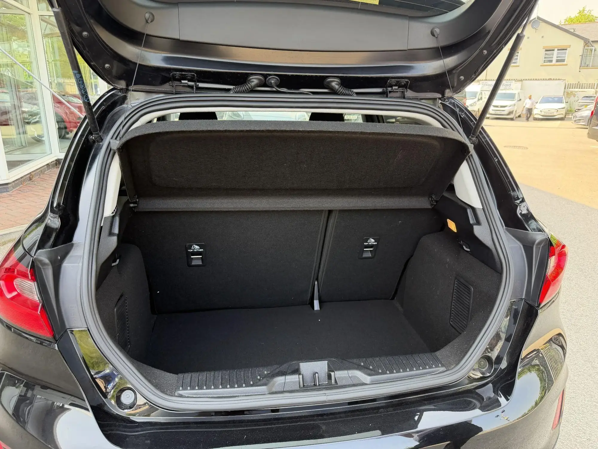 Ford Fiesta Image 21
