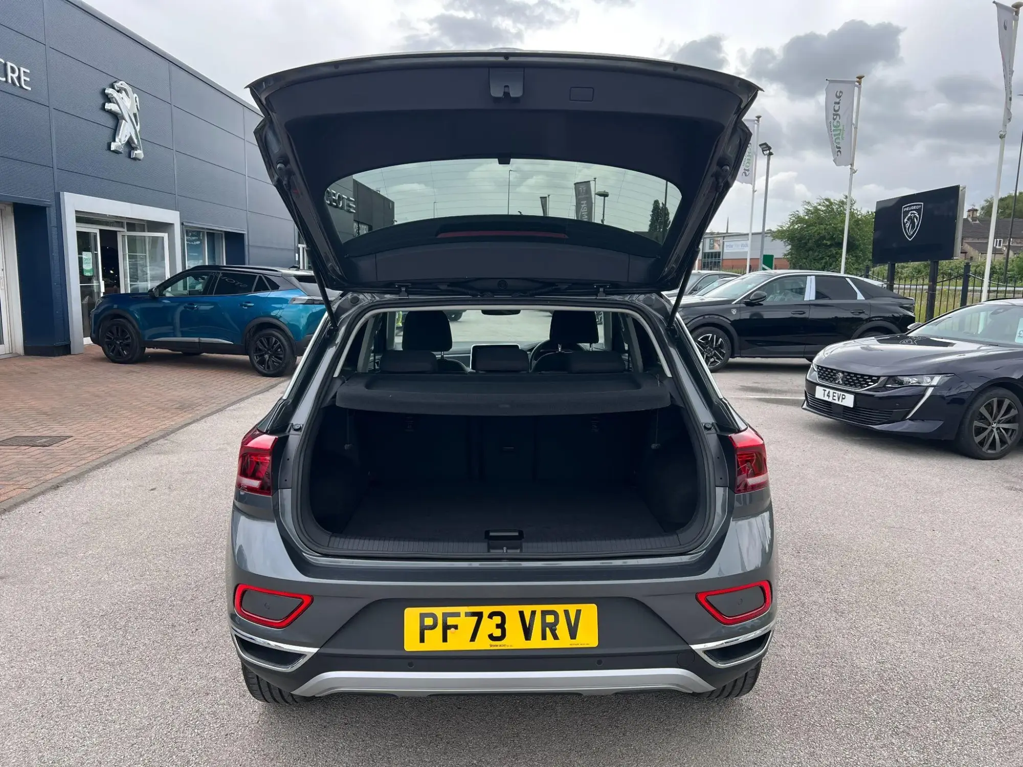Volkswagen T-Roc Image 9