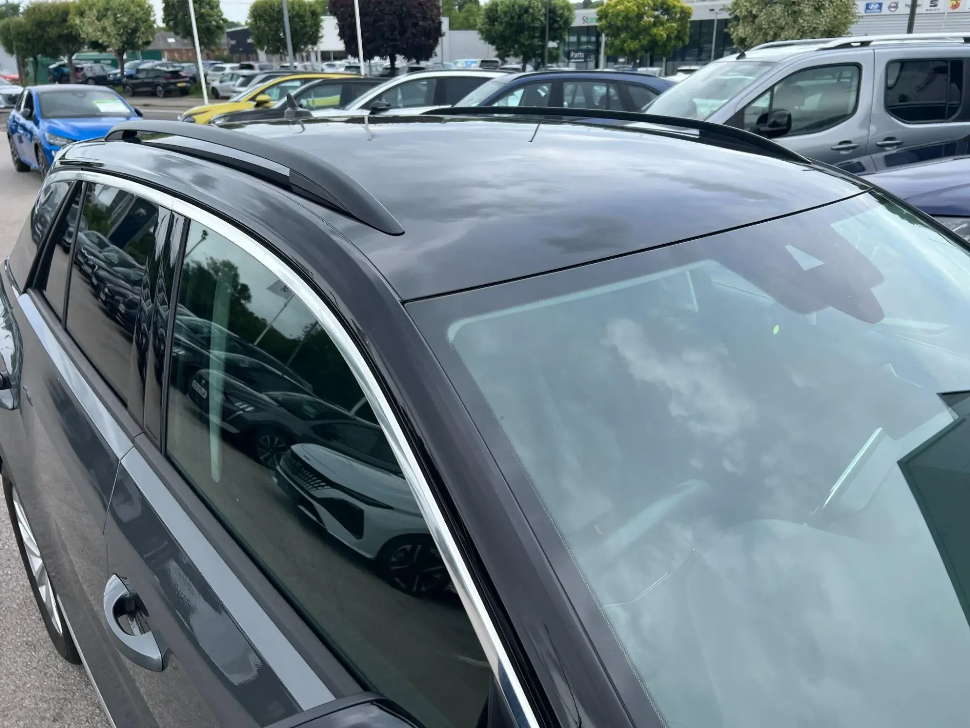 Volkswagen T-Roc Image 31