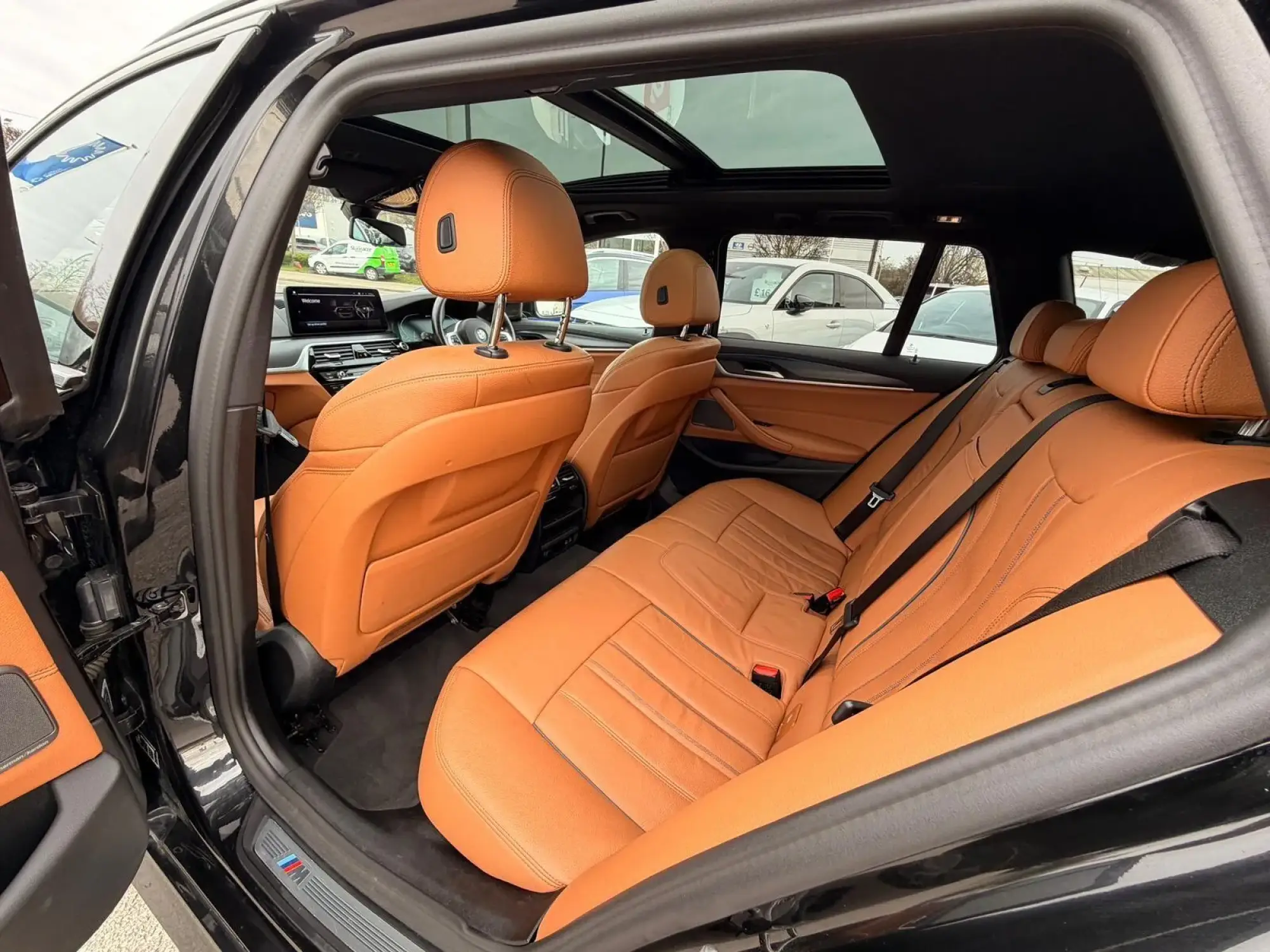 BMW 5 Series Image 15