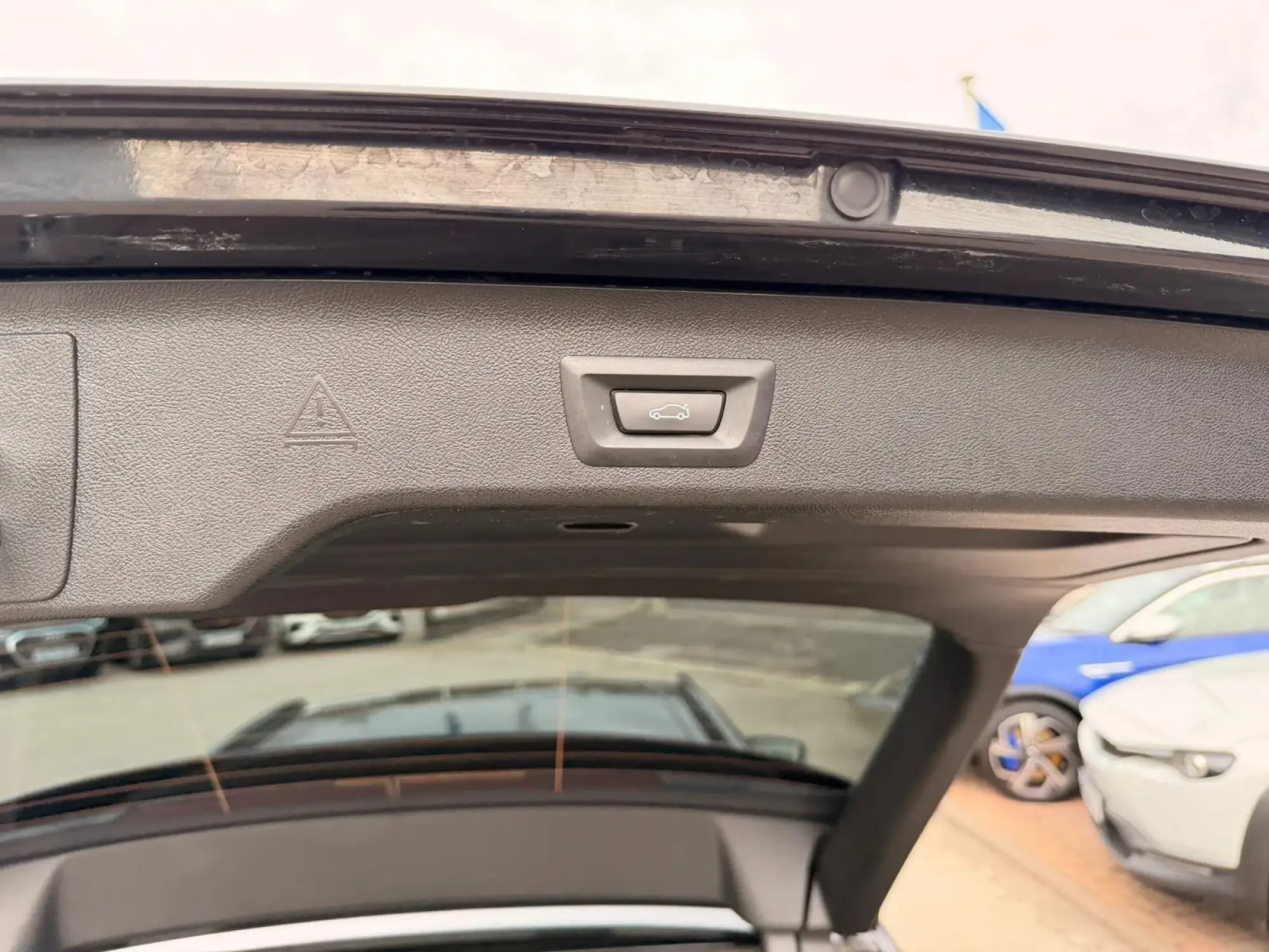 BMW 5 Series Image 19
