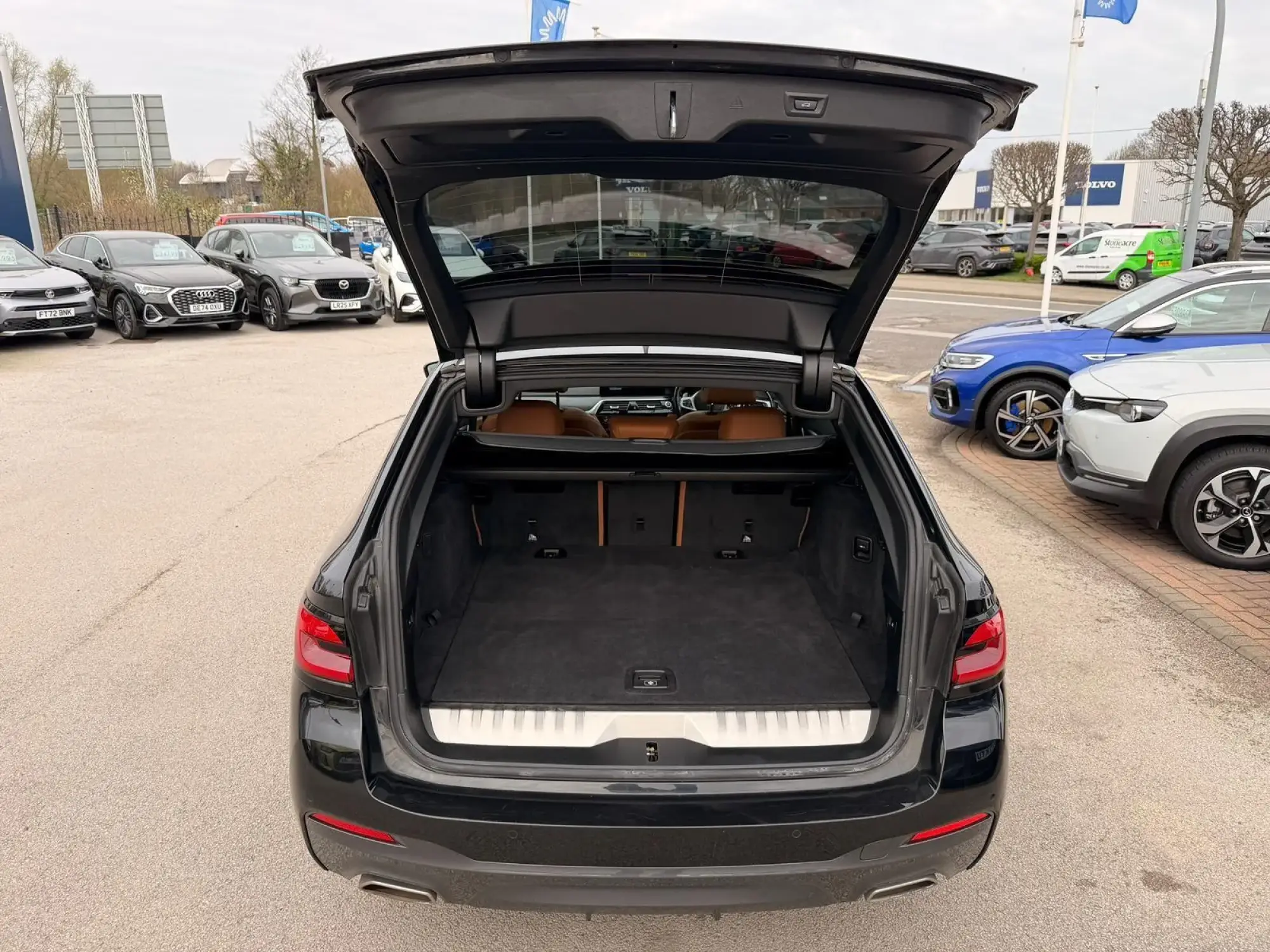 BMW 5 Series Image 36