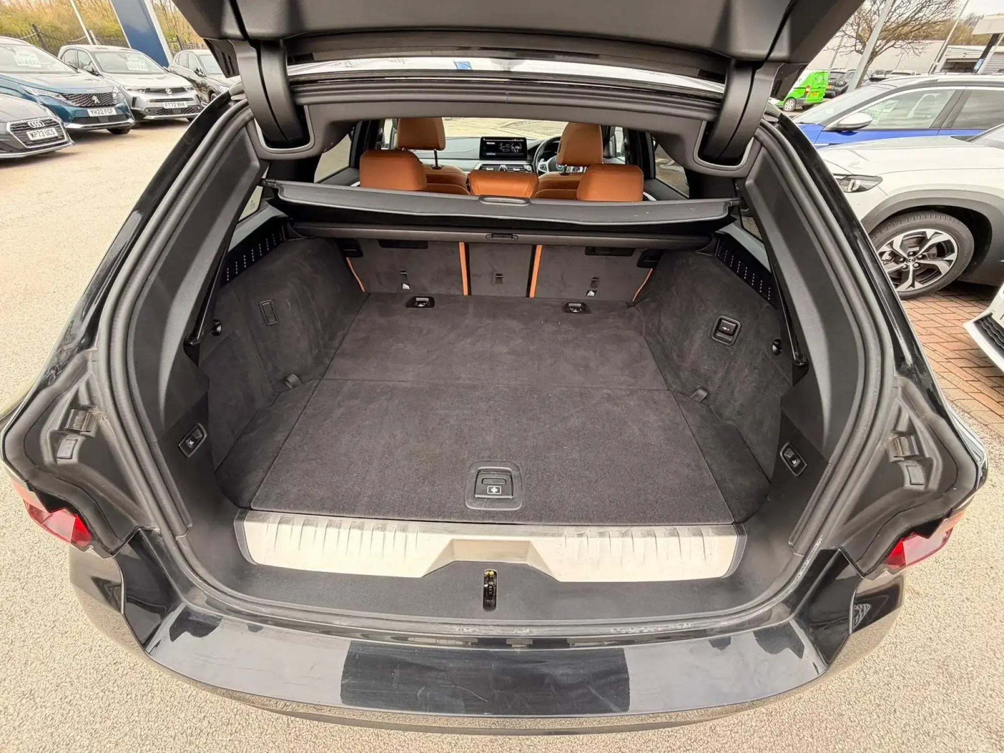 BMW 5 Series Image 37