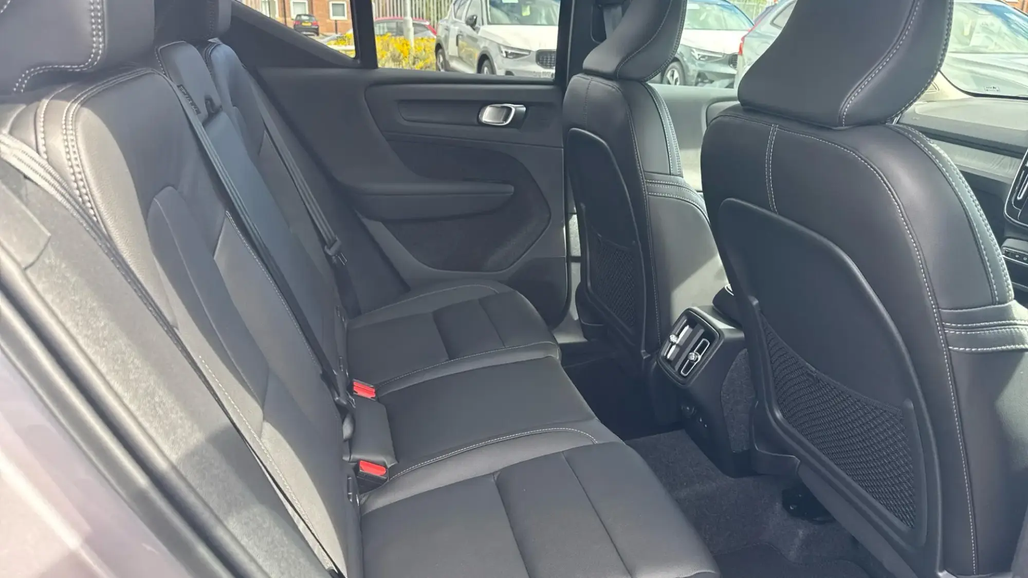 Volvo XC40 Image 6
