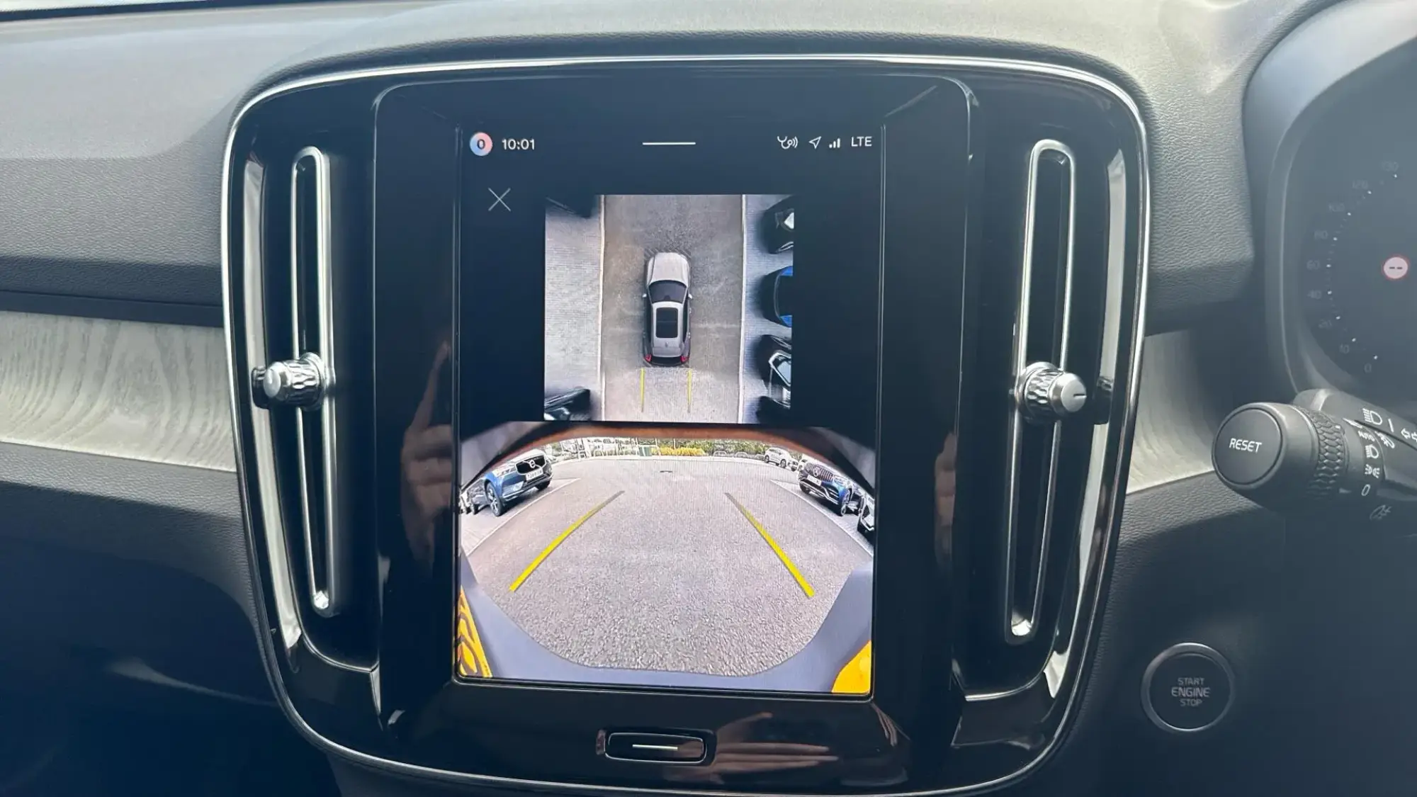 Volvo XC40 Image 18