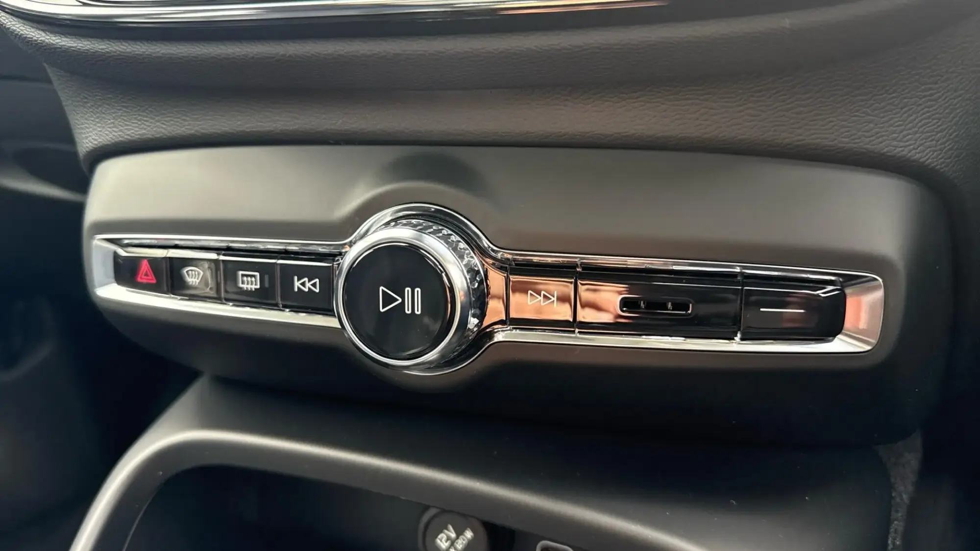 Volvo XC40 Image 21