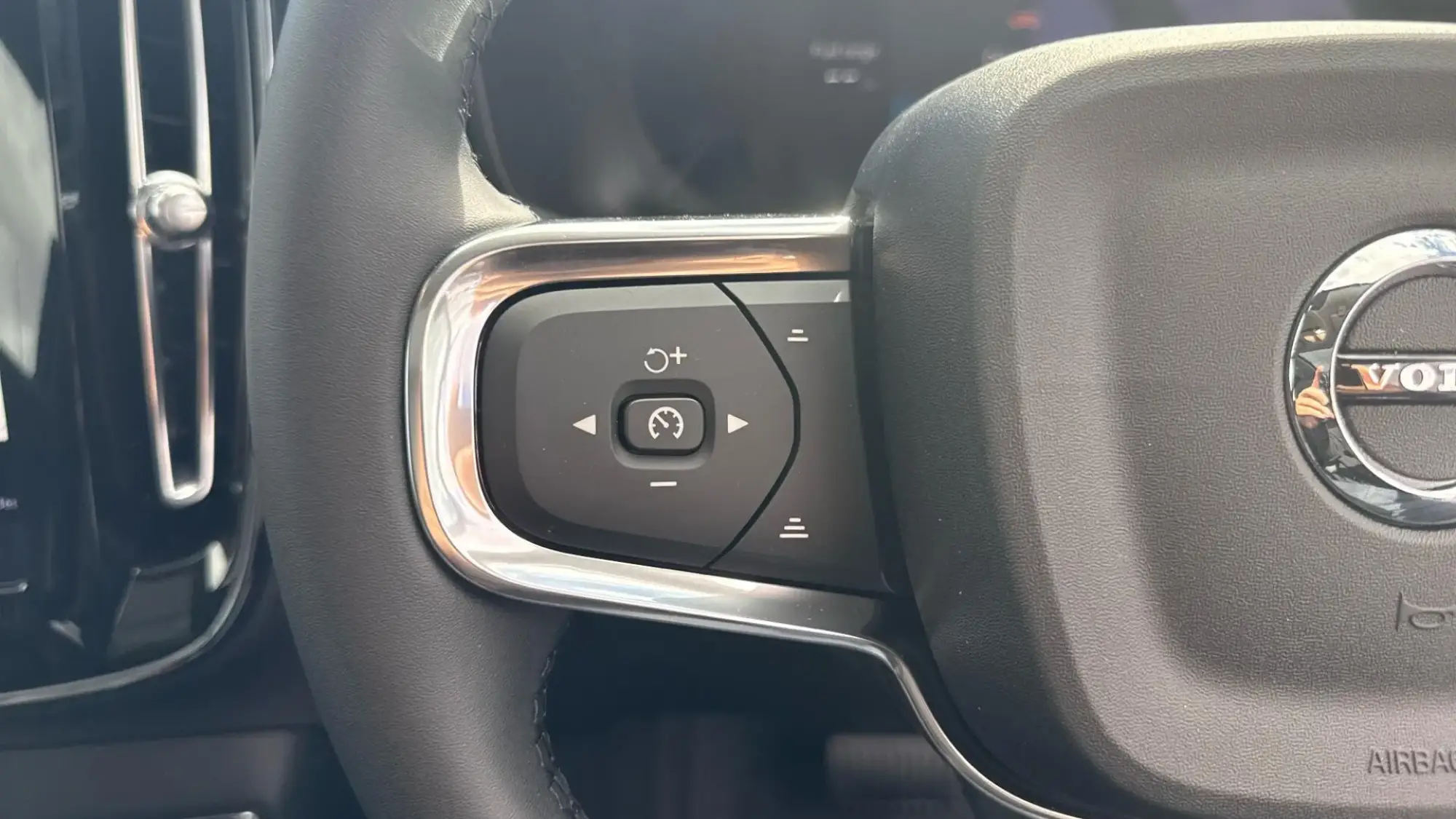 Volvo XC40 Image 27