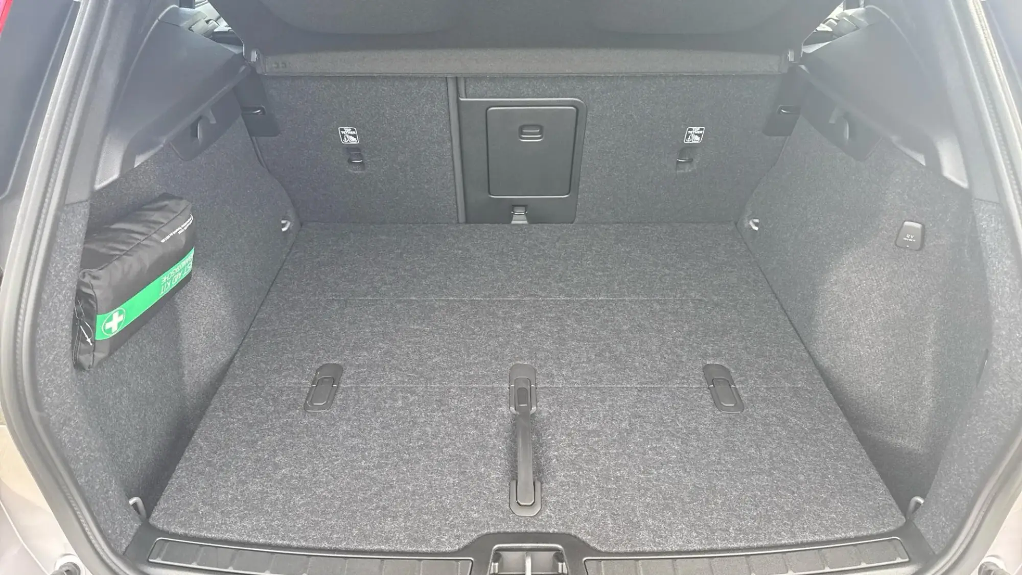 Volvo XC40 Image 40