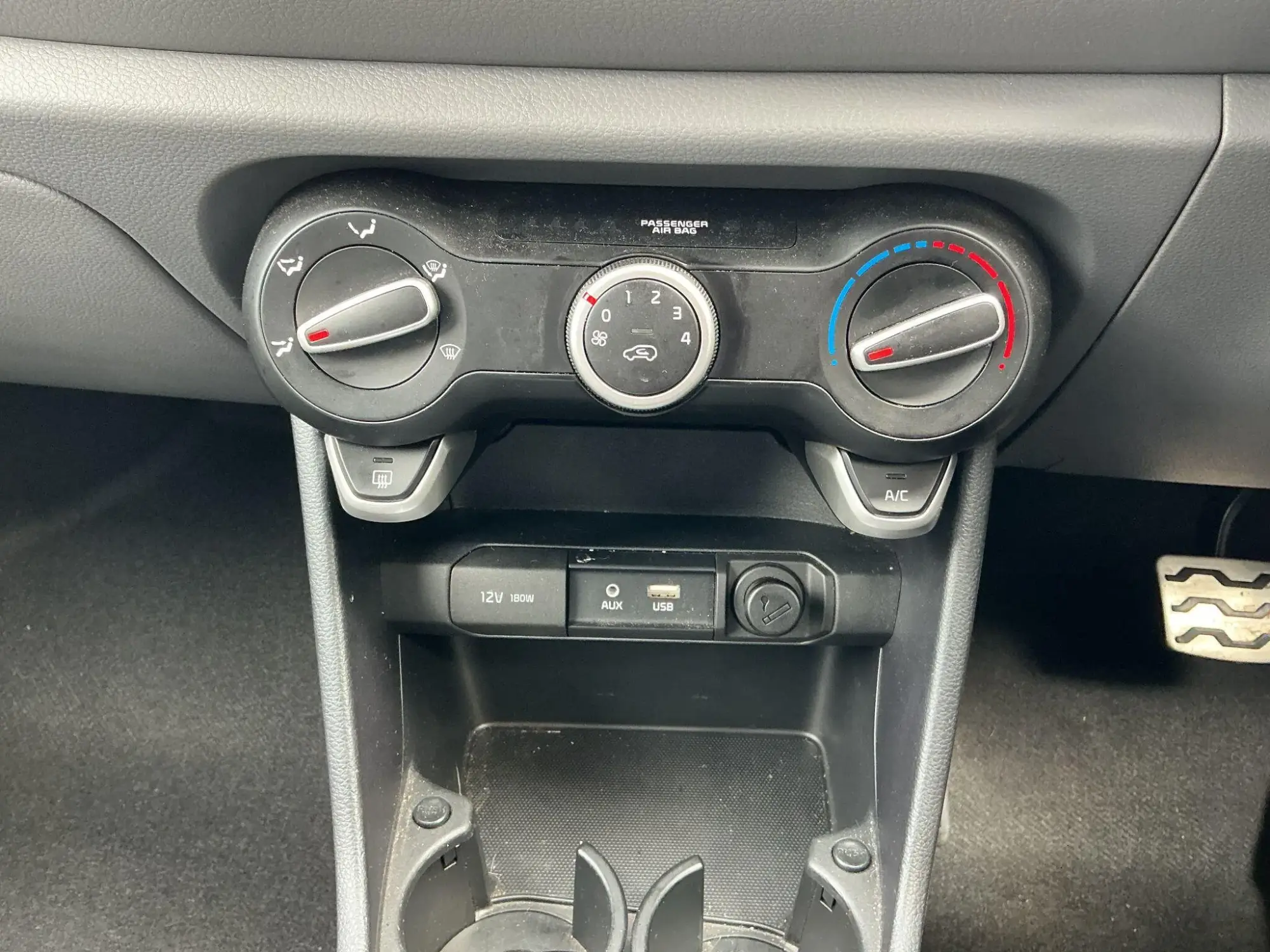 Kia Picanto Image 9