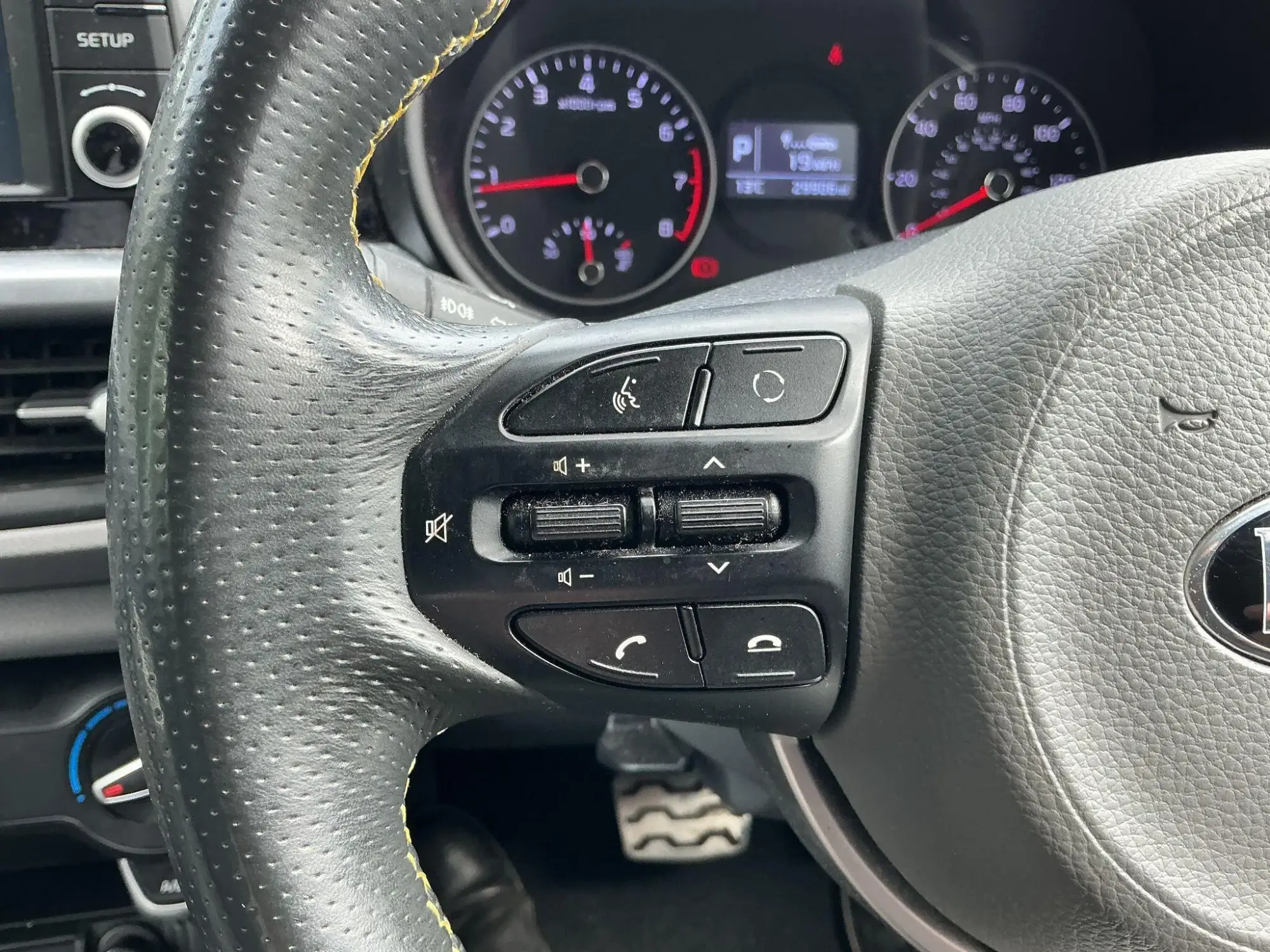Kia Picanto Image 14