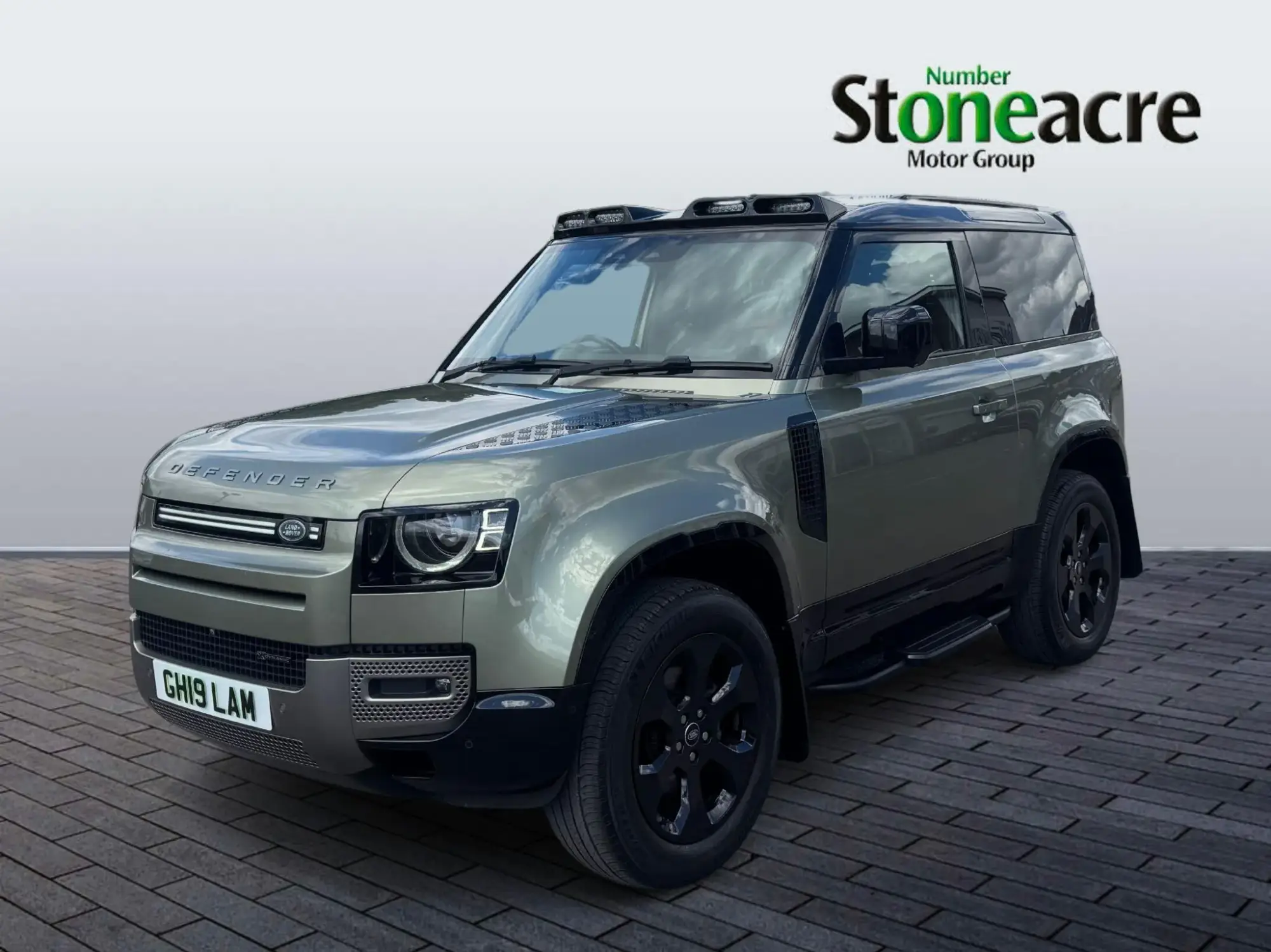 Land Rover Defender 90 Image 7 Land Rover Defender 90 Image 7
