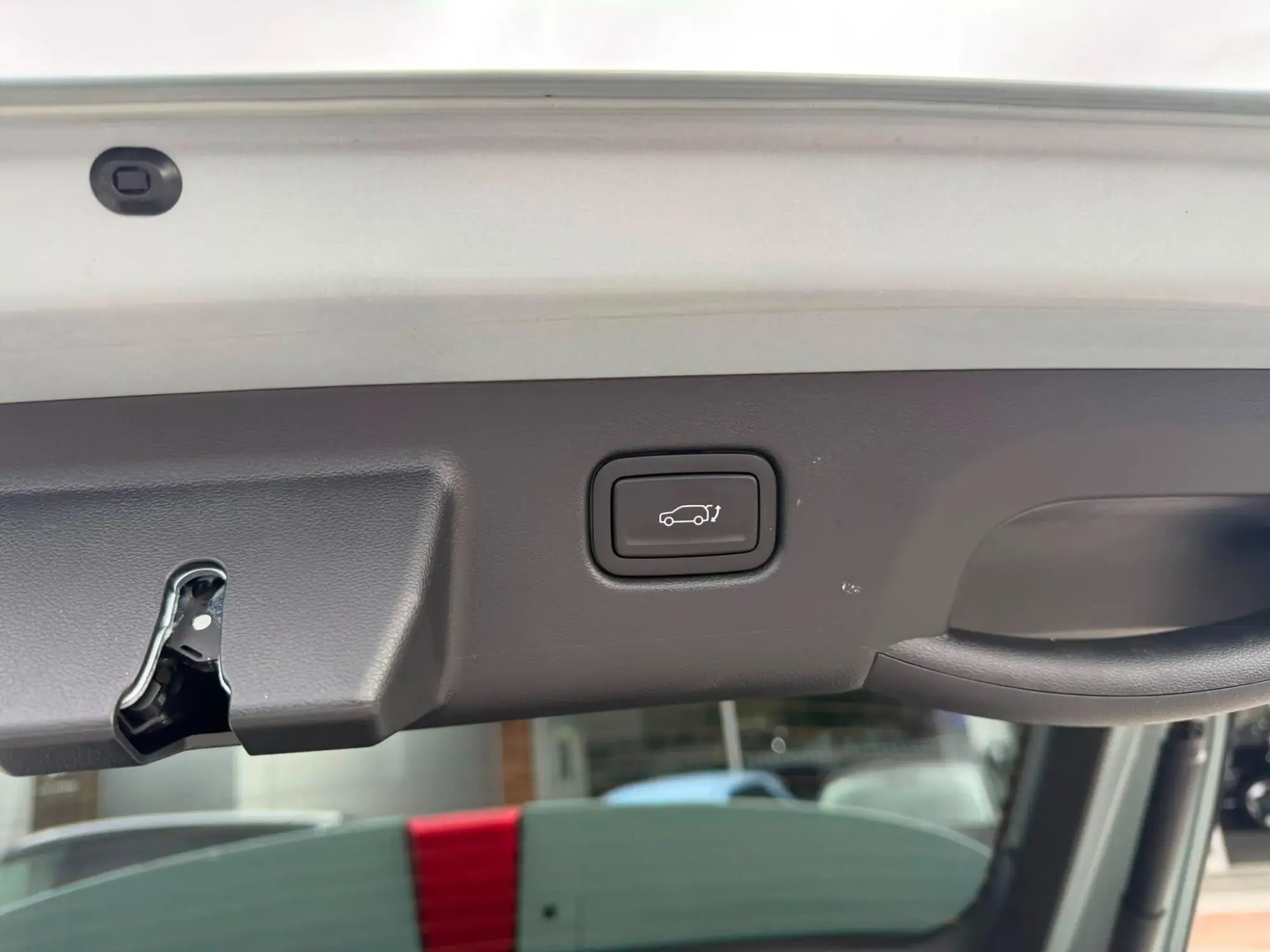 Hyundai KONA Image 12 Hyundai KONA Image 12