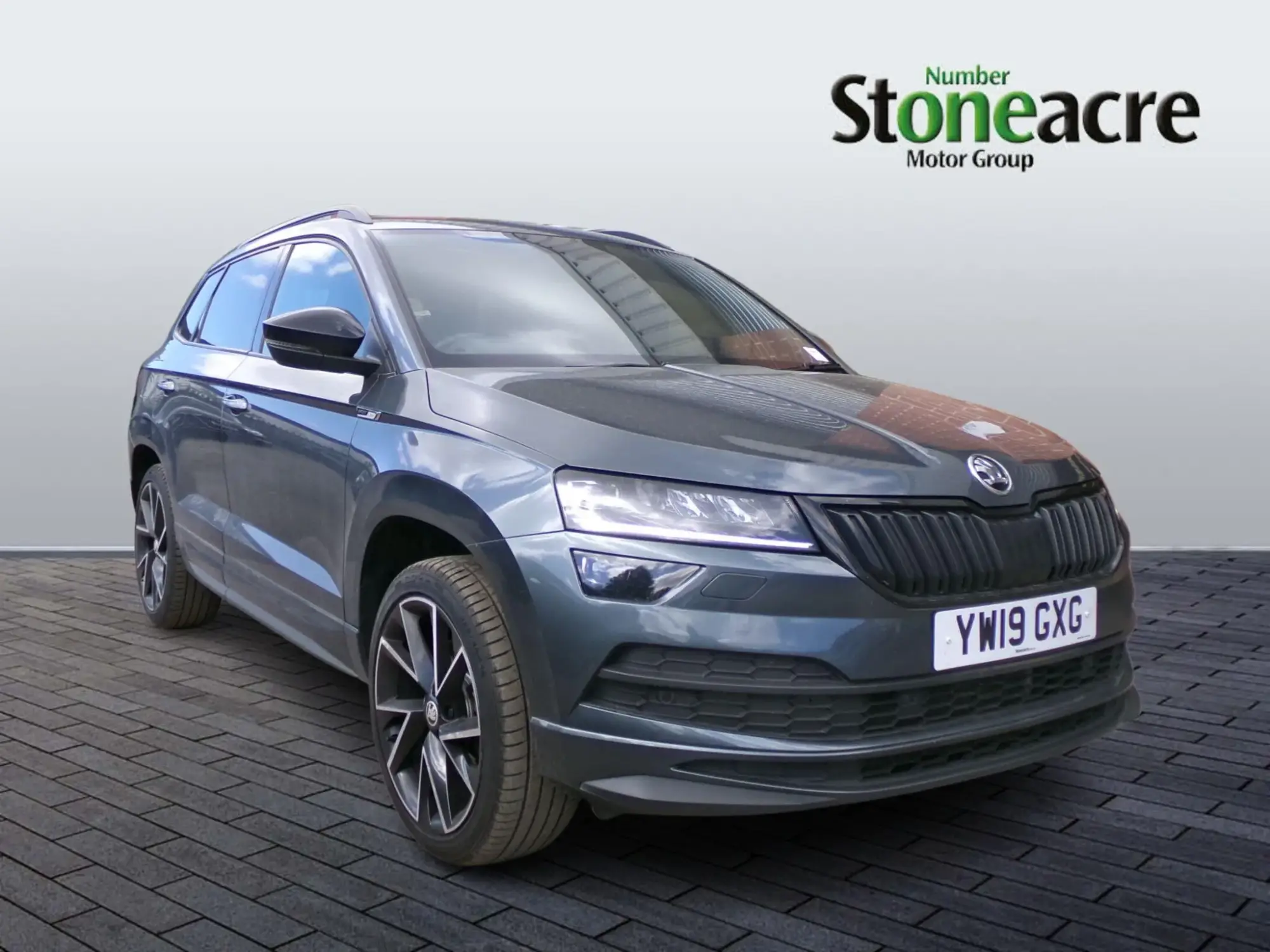 Skoda Karoq 2.0 TDI SportLine 4WD Euro 6 (s/s) 5dr YW19GXG Image 1