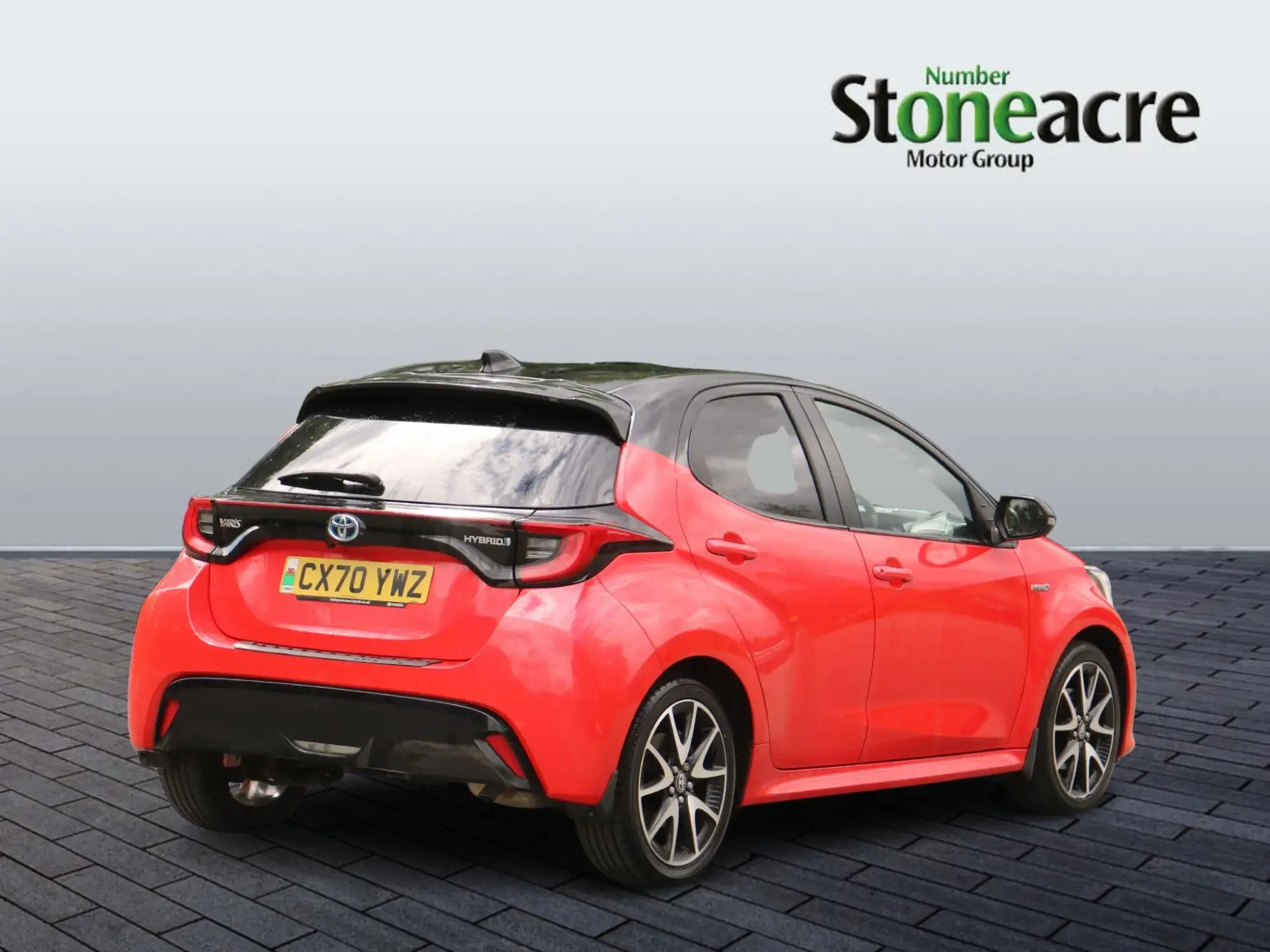 Toyota Yaris 1.5 Hybrid Launch Edition 5dr CVT CX70YWZ Image 3