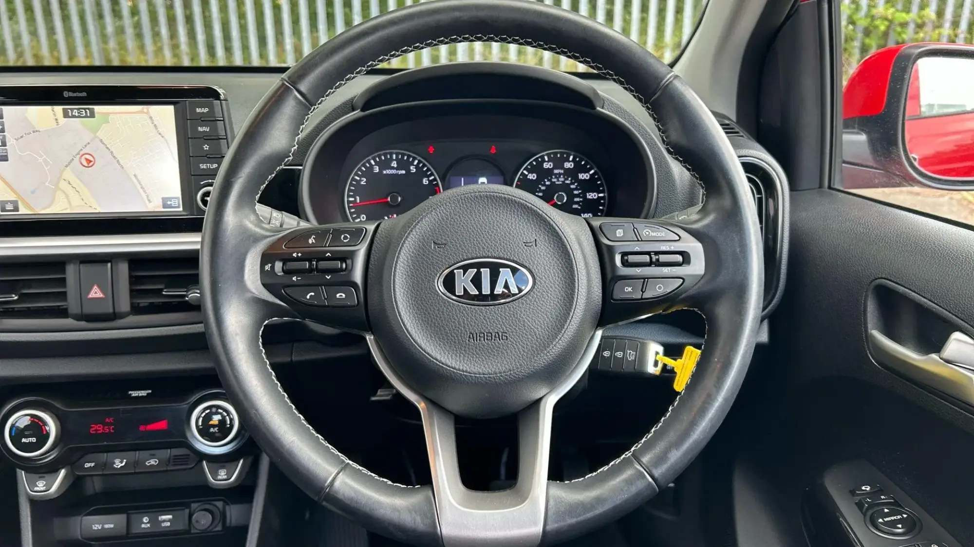 Kia Picanto Image 12