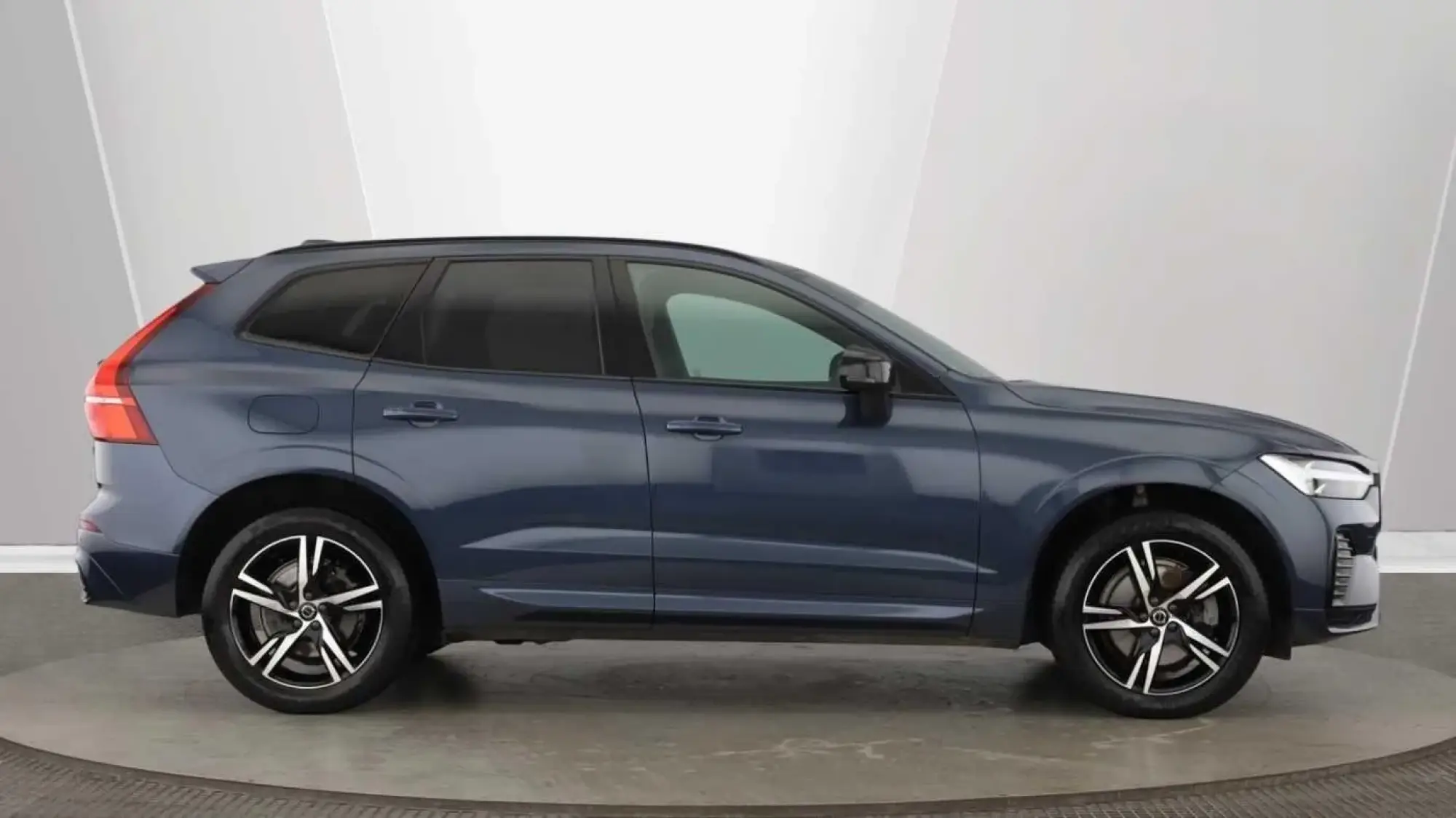 Volvo XC60 Image 2