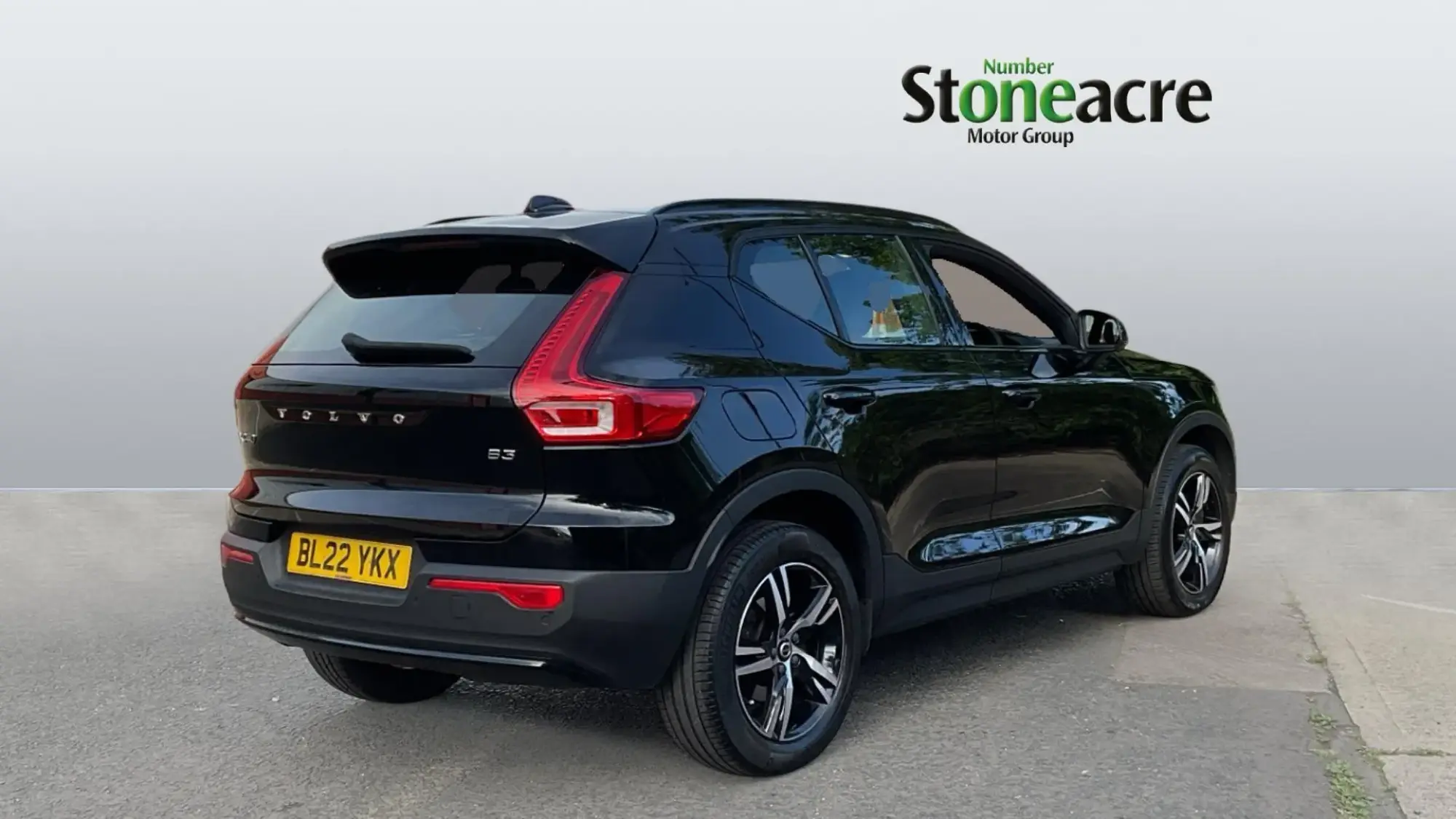 Volvo XC40 Image 2