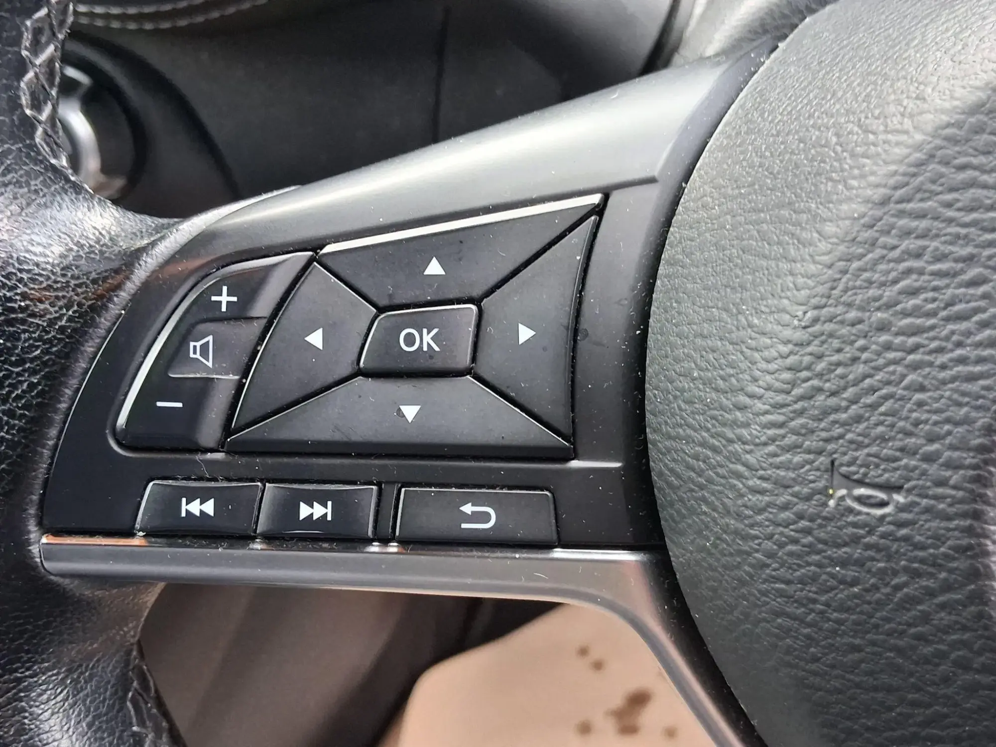 Nissan Juke Image 15