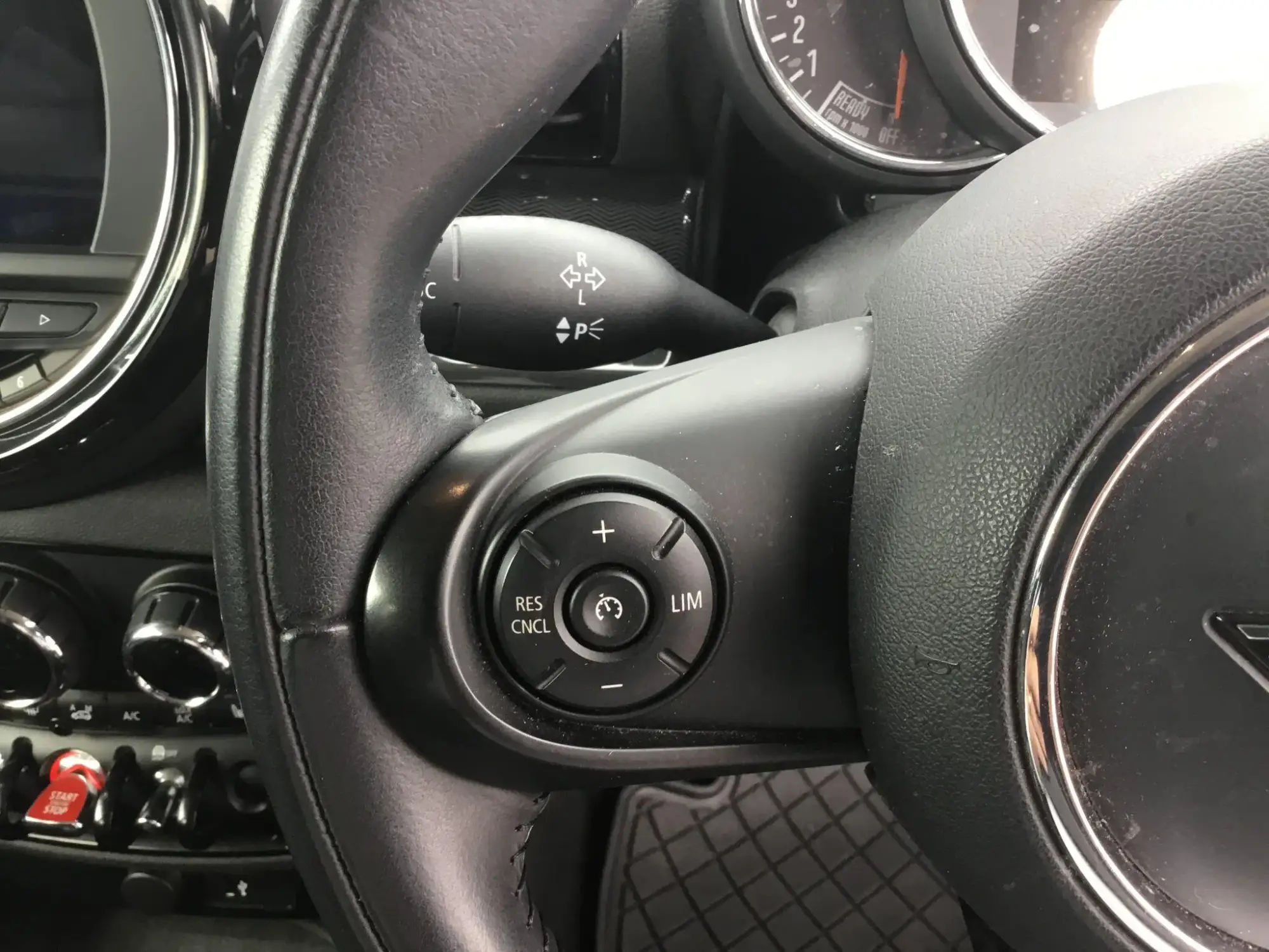 MINI Clubman Image 12 MINI Clubman Image 12