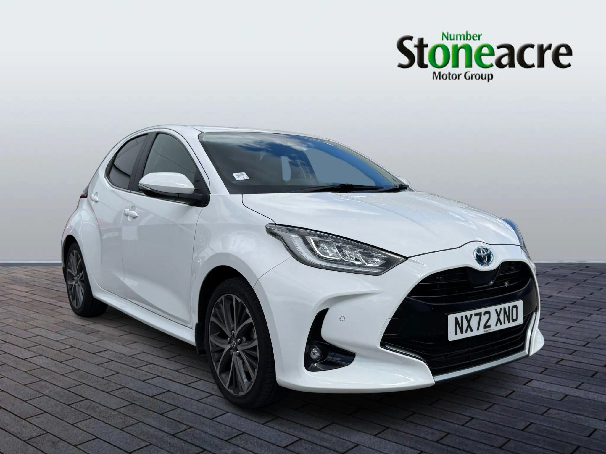Toyota Yaris dealer public-web source image