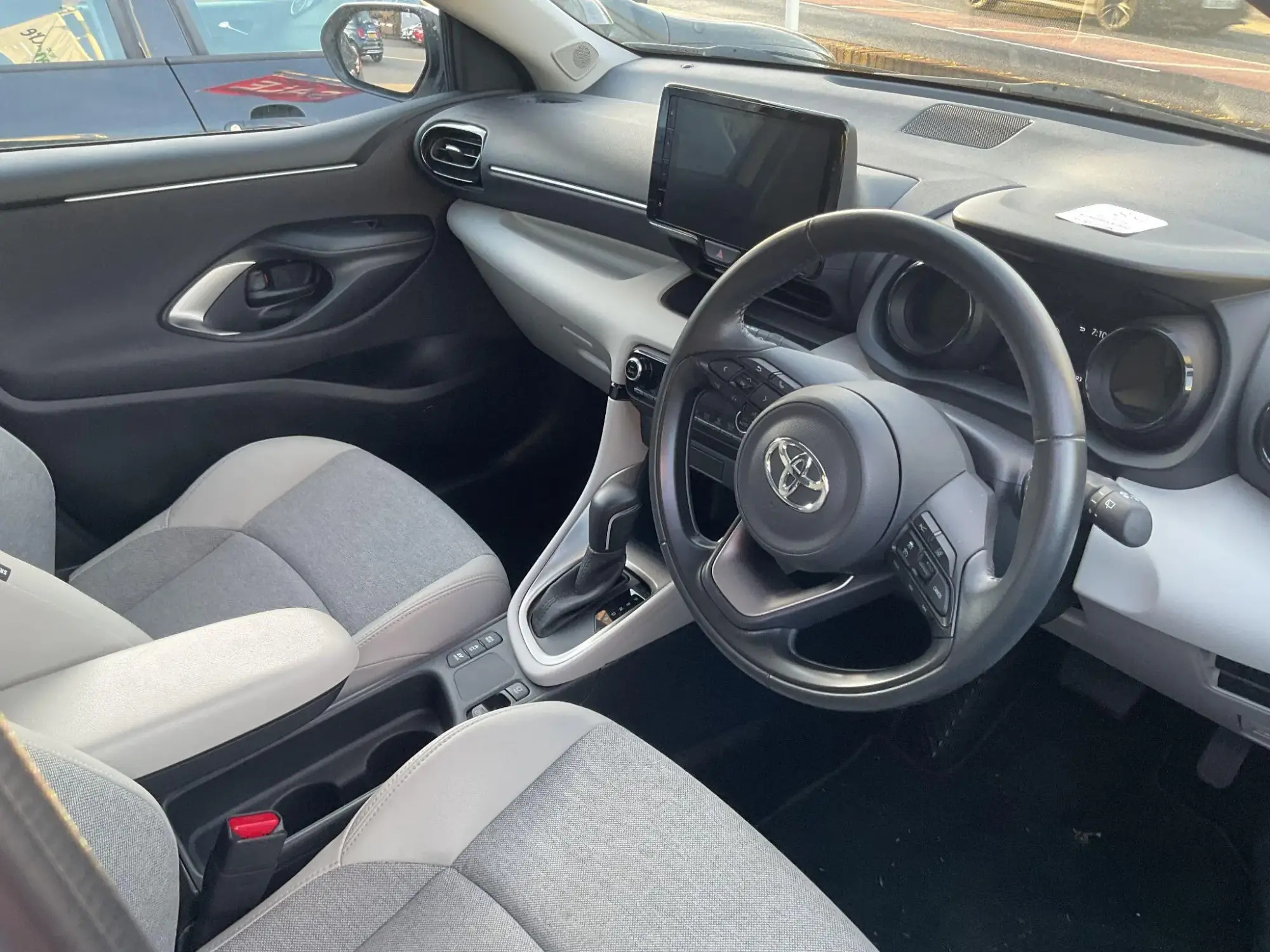 Toyota Yaris Image 14 Toyota Yaris Image 14