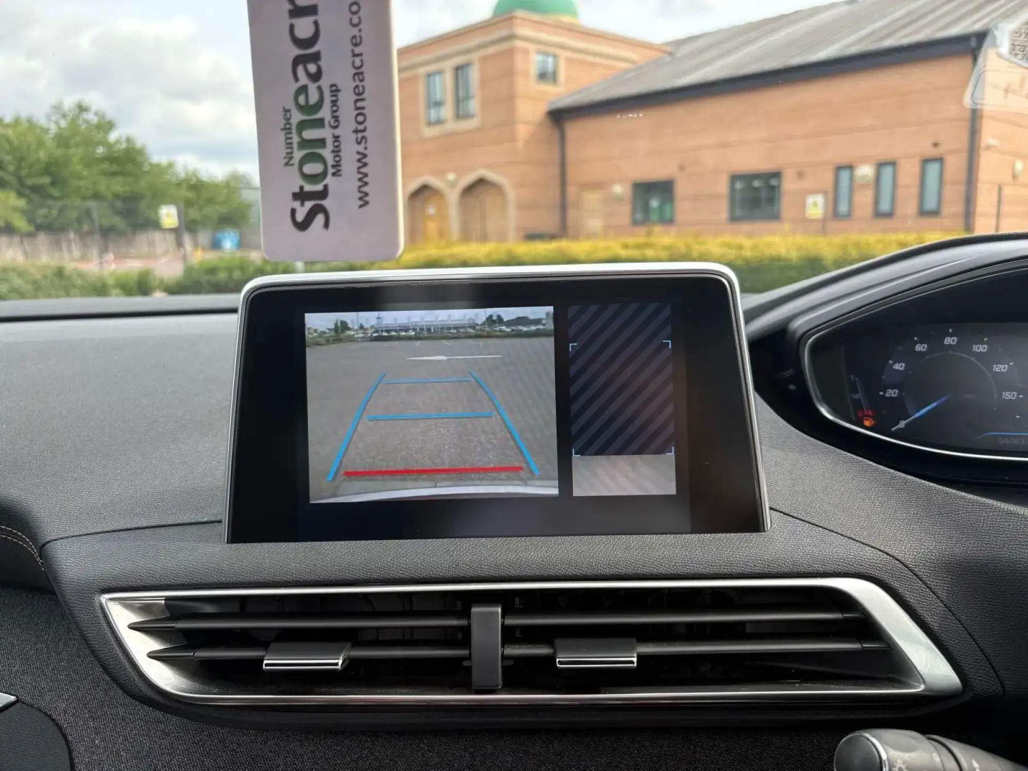 Peugeot 3008 Image 11