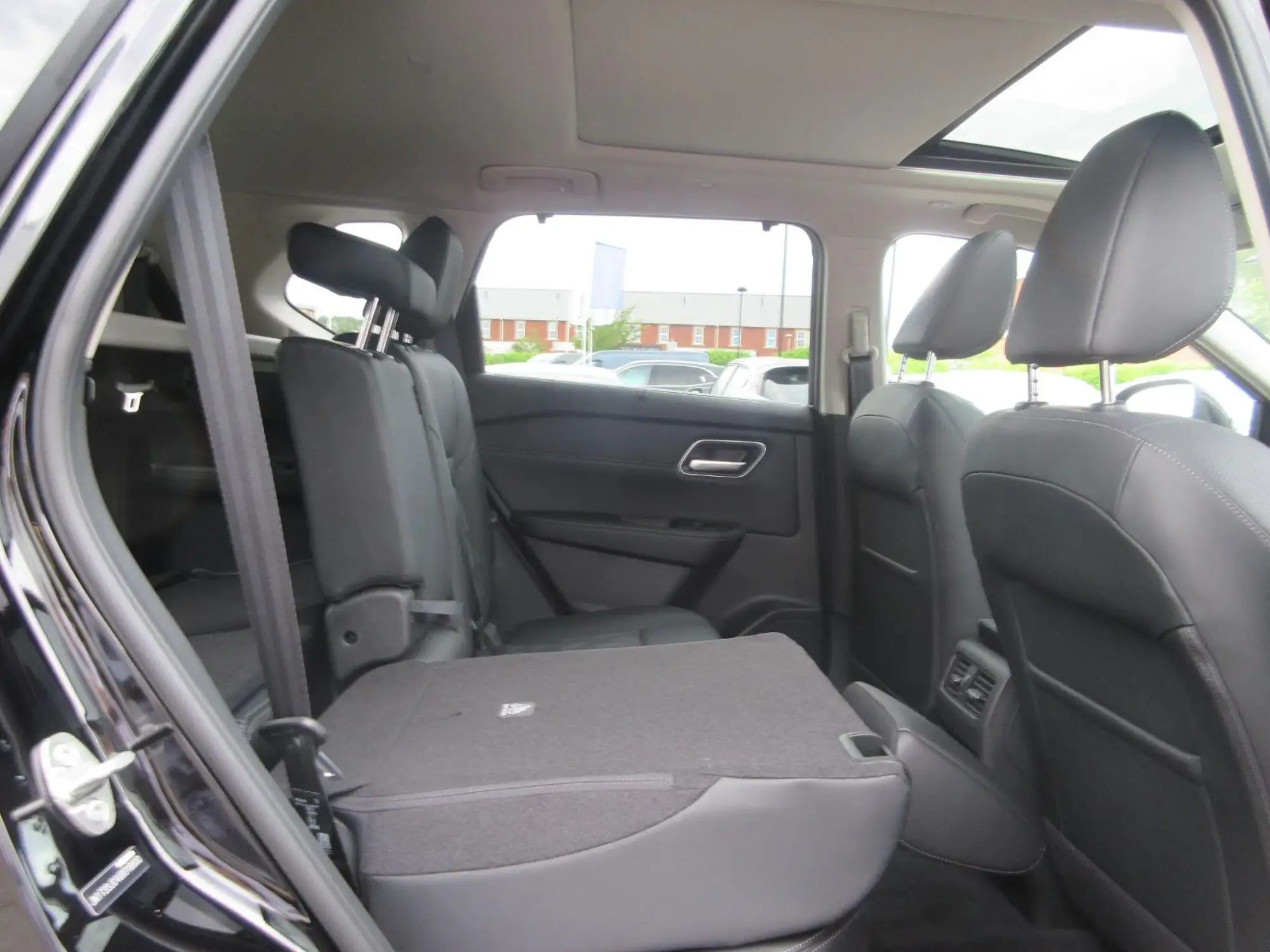 Nissan X-Trail Image 17 Nissan X-Trail Image 17