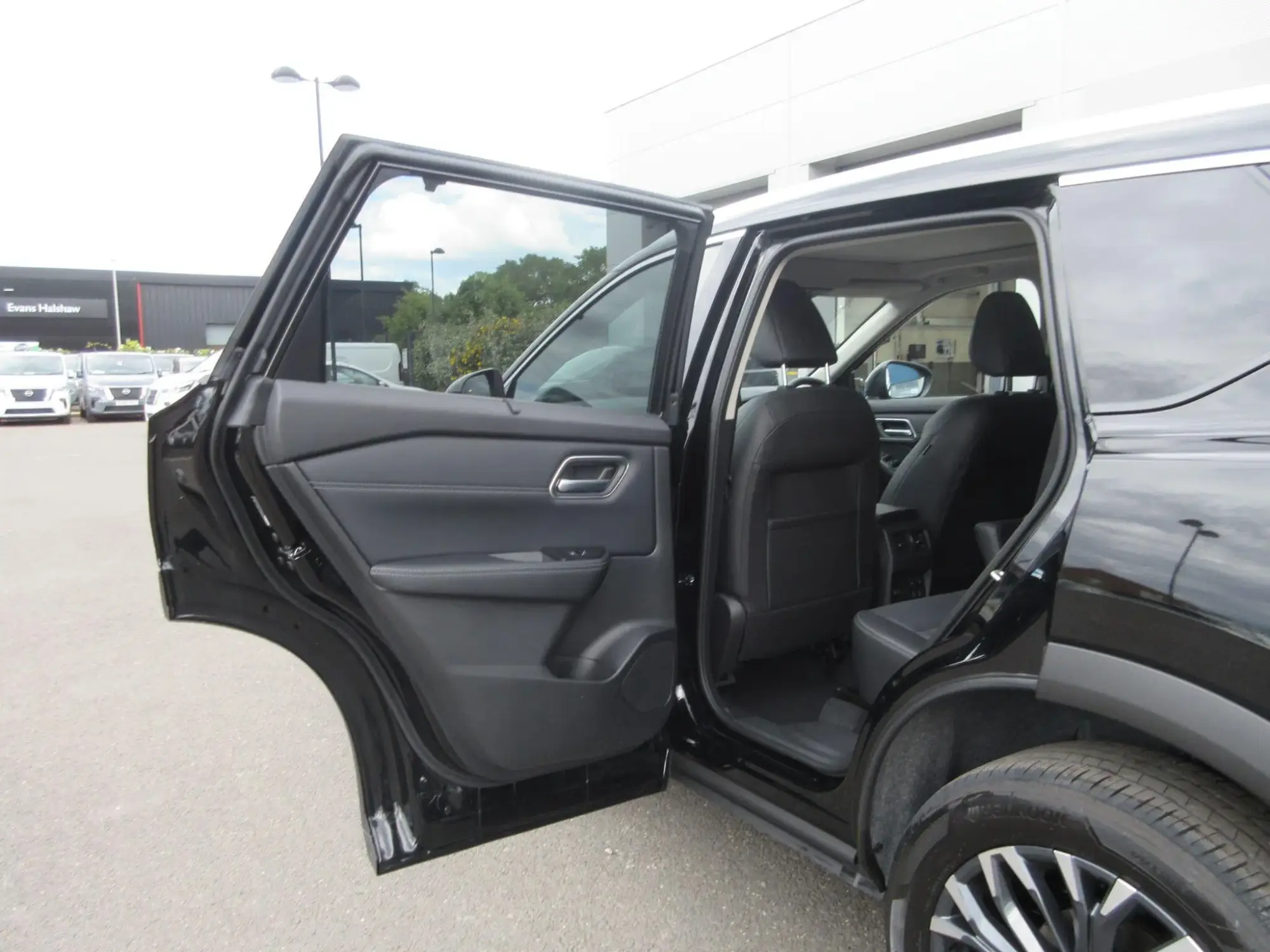 Nissan X-Trail Image 39 Nissan X-Trail Image 39