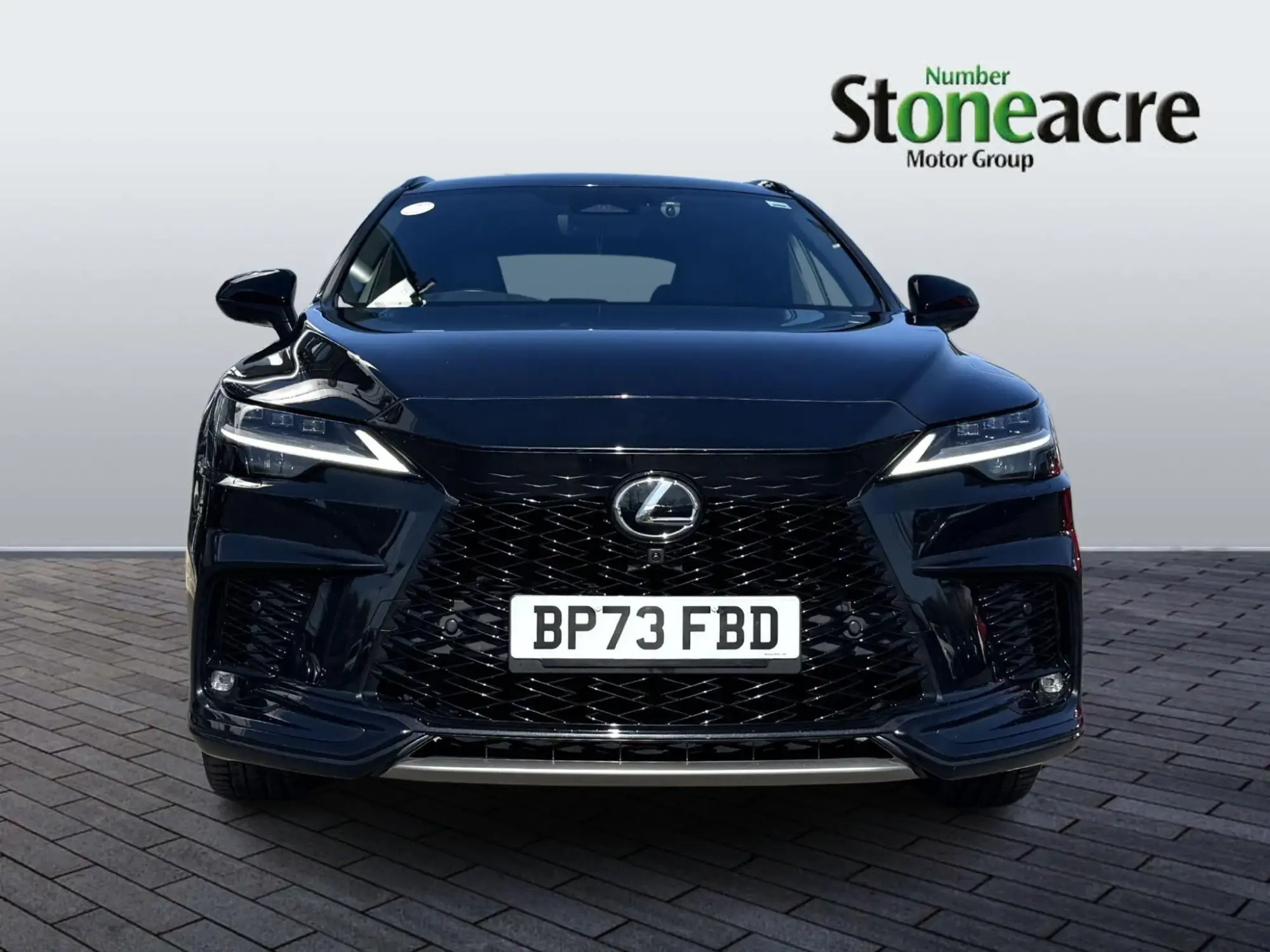 Lexus RX Image 8