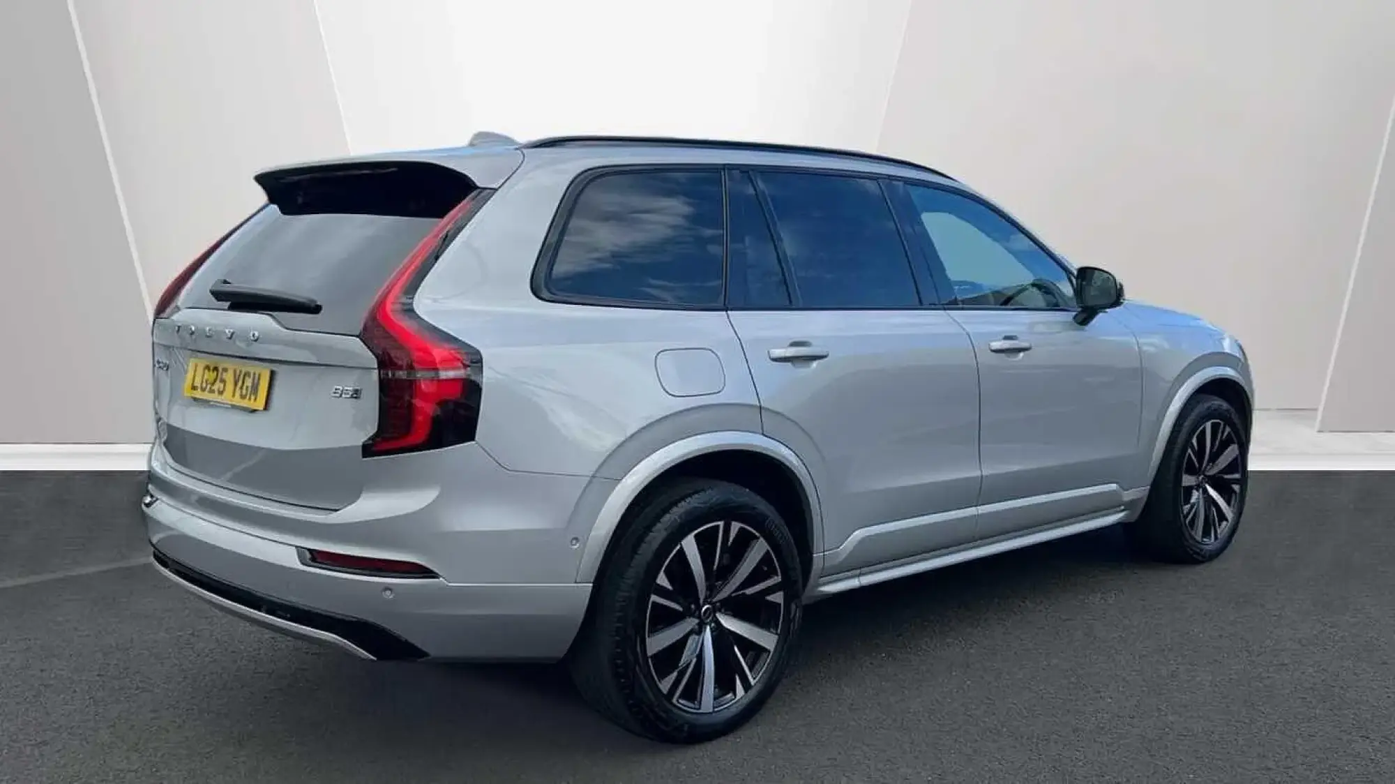 Volvo XC90 Image 2 Volvo XC90 Image 2