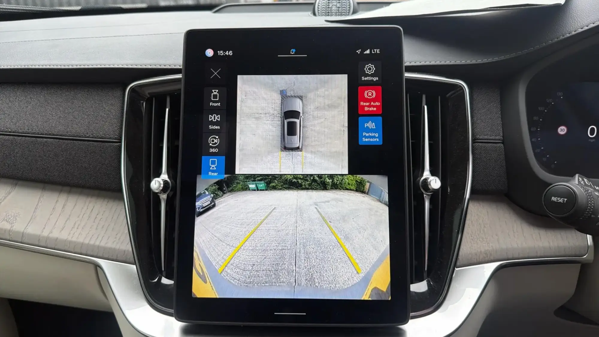 Volvo XC90 Image 18 Volvo XC90 Image 18