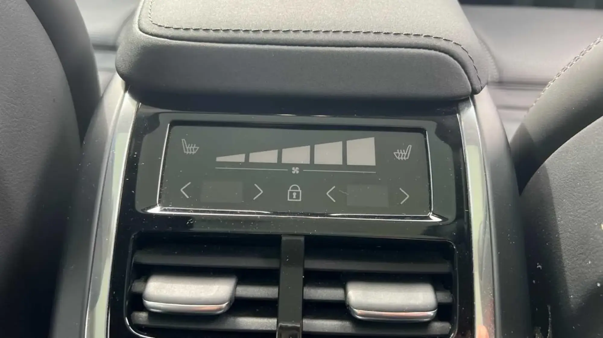 Volvo XC60 Image 26 Volvo XC60 Image 26