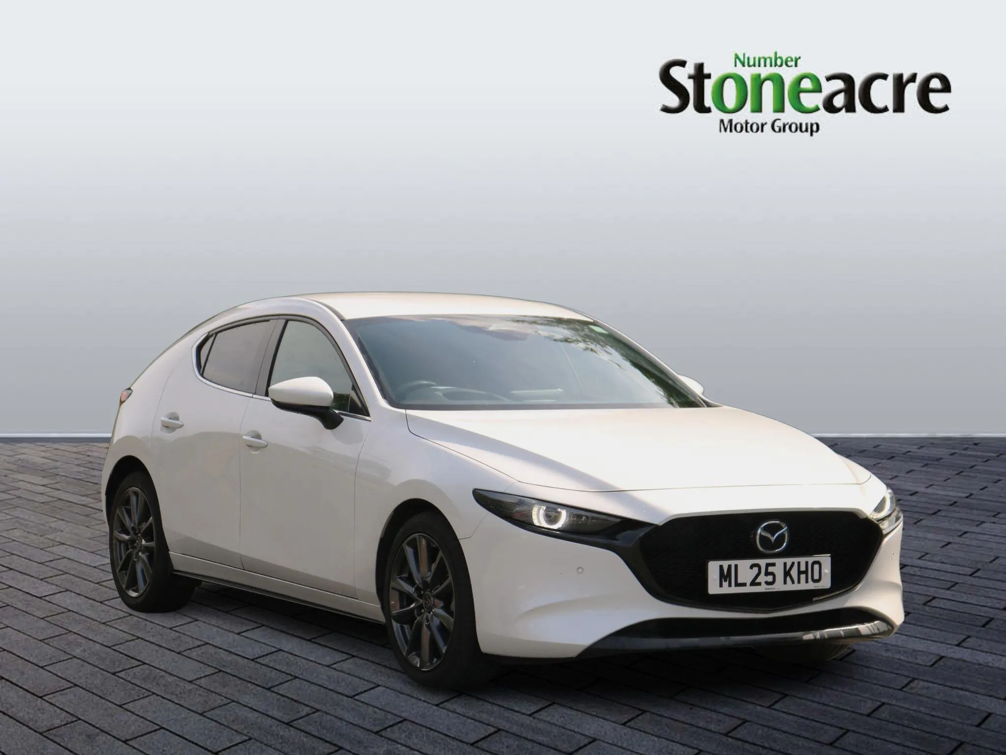 Mazda Mazda3 listing photo