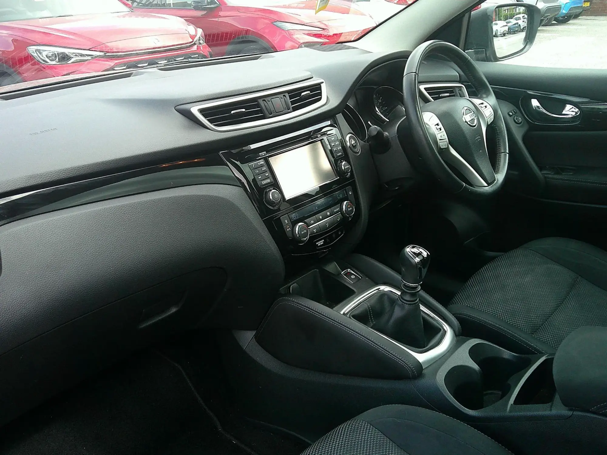 Nissan Qashqai Image 15 Nissan Qashqai Image 15