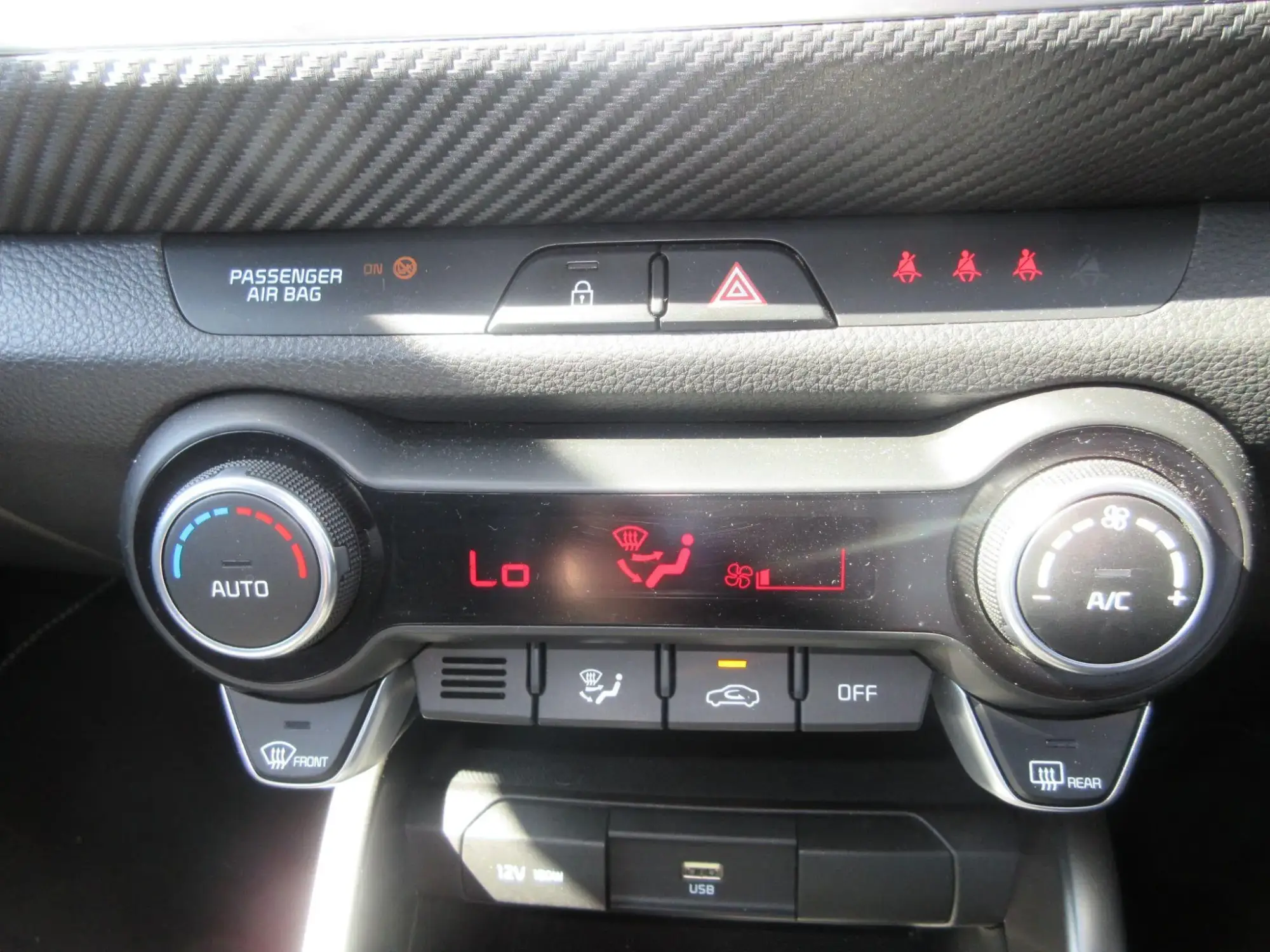 Kia Stonic Image 10 Kia Stonic Image 10