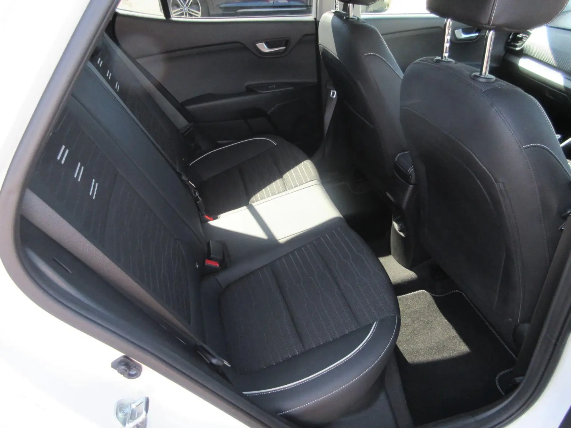 Kia Stonic Image 12 Kia Stonic Image 12