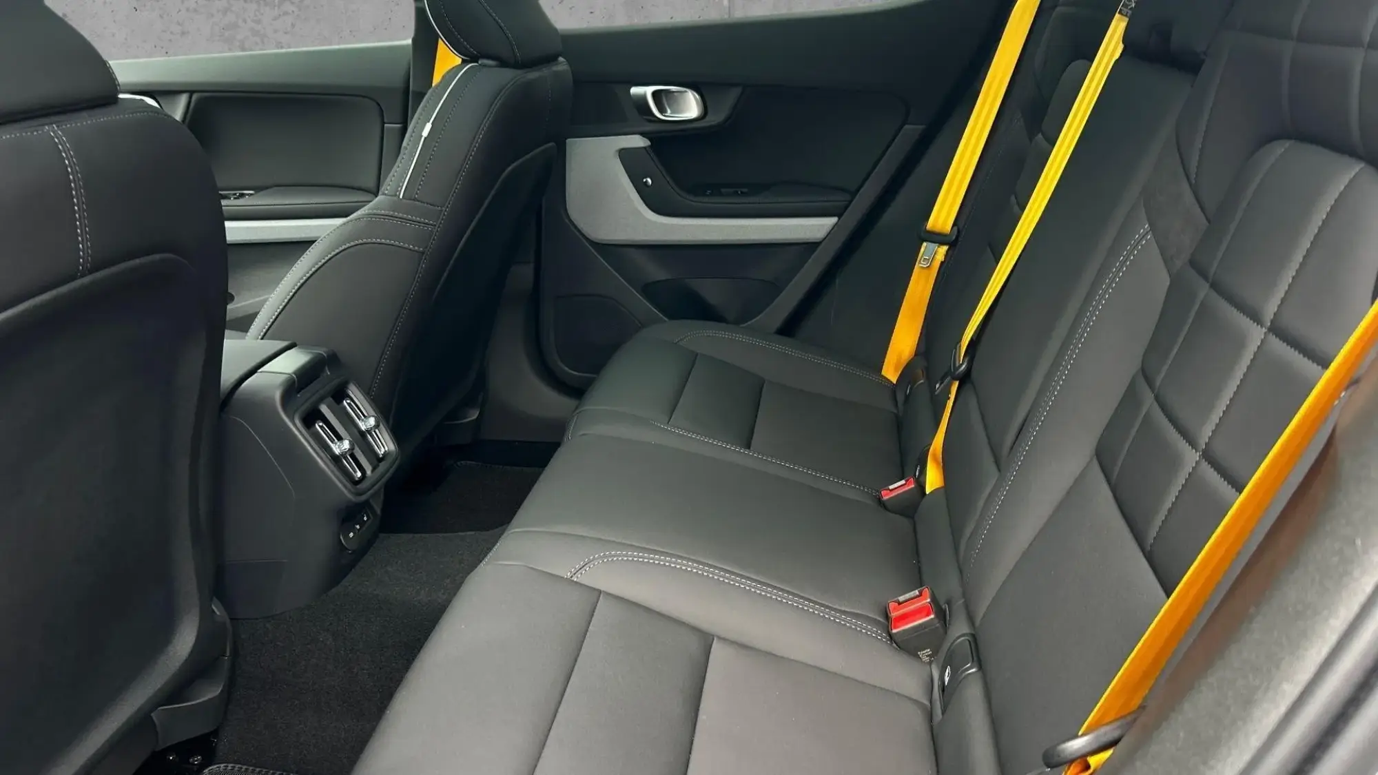 Polestar 2 Image 24