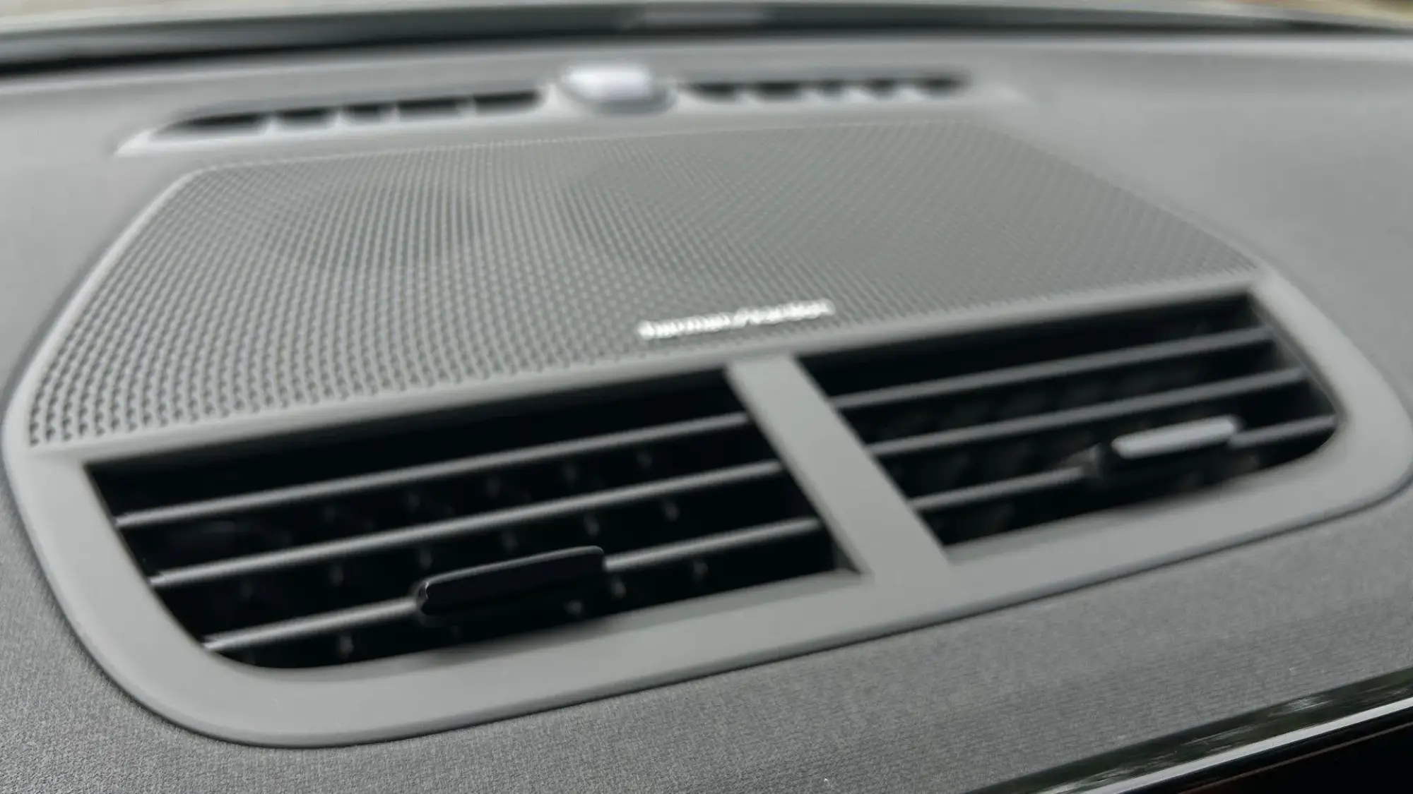 Polestar 2 Image 26