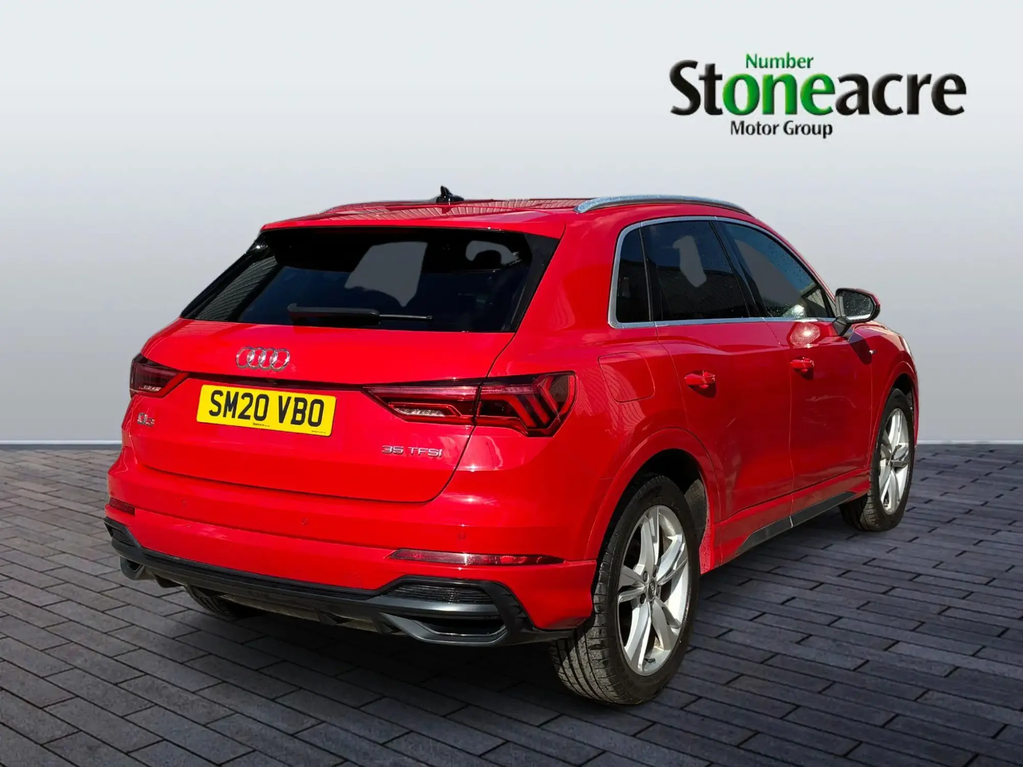 Audi Q3 Image 8